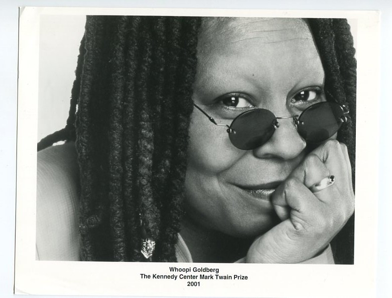 Kennedy Center Mark Twain Prize 2001Whoopi Goldberg8x10B&WStill