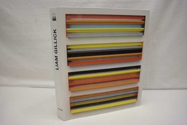 Ein langer Spaziergang. Zwei kurze Stege. One long walk. Two short piers. Katalog zur gleichnamigen Ausstellung in der Bundeskunsthalle in Bonn. - Gillick, Liam