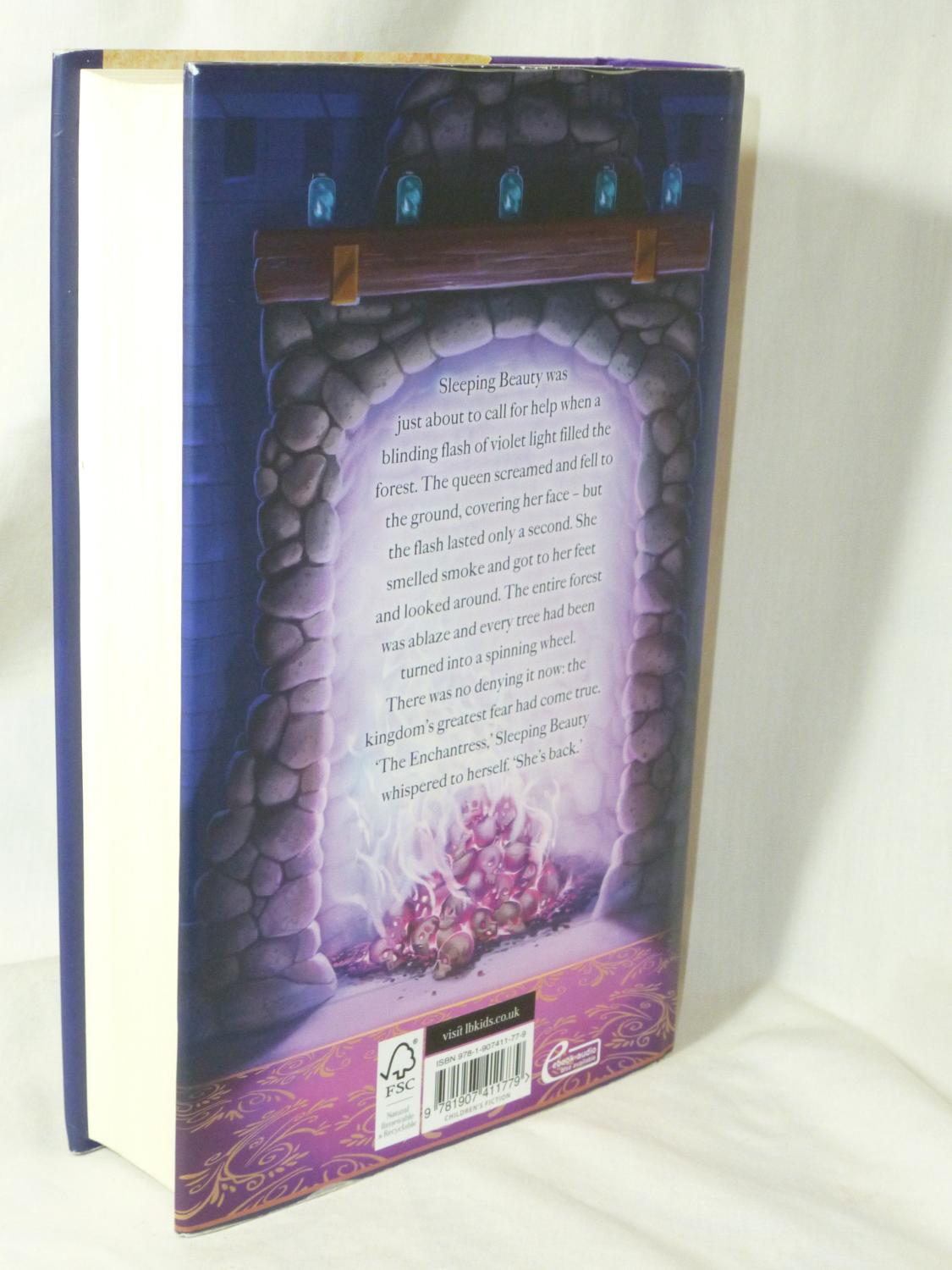 The Land of Stories The Enchantress Returns Book 2 by Chris Colfer