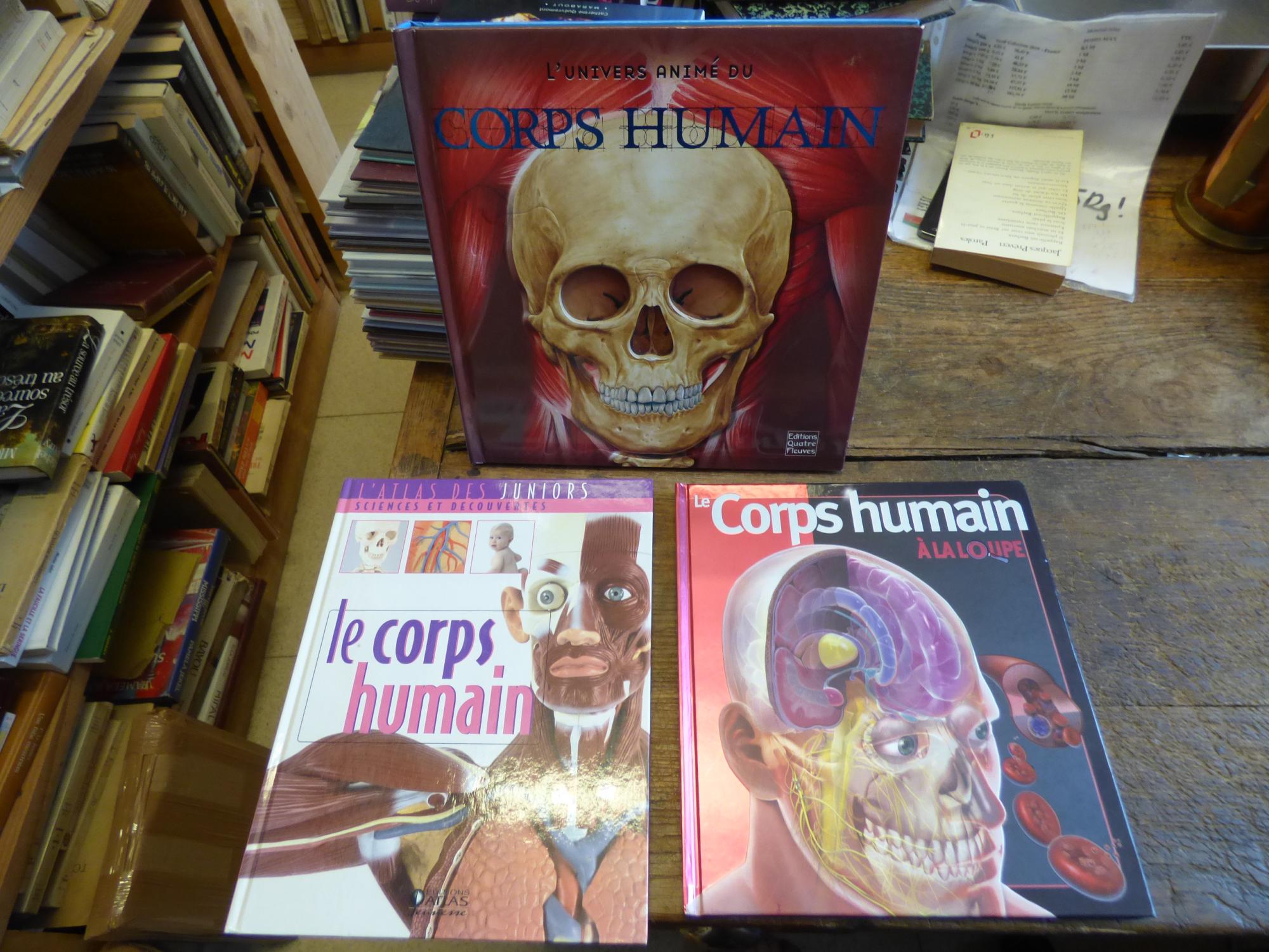 lot de 3 livres sur le corps humain pour les enfants le corps humain à la loupe par Linda Calabresi [Bon] [Couverture rigide]