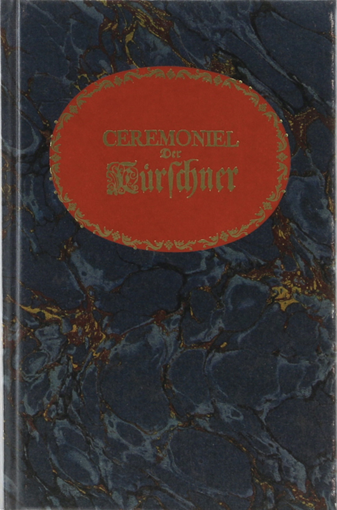 Ceremoniel Der Kürschner. der vornehmsten Künstler und Handwercker Ceremonial-Politica, in welcher nicht allein dasjenige, was bei dem Auffdingen, Loßsprechen und Meister werden nach denen Articulus-Briefen unterschiedener Oerter, von langer Zeit her in ihren Innungen und Zünften observiret worden, sondern auch diejenigen lächerlichen und bisweilen bedenklichen Actus wie auch Examina bey dem Gesellen-machen ordentlich durch Fragen und Antwort vorstellen und mit nützlichen Anmerckungen zufälliger Gedancken ausführen wollen. Erster Theil. Nachdruck der Ausgabe von Leipzig 1708. - Frisius, Fridericus (Friese, Friedrich).