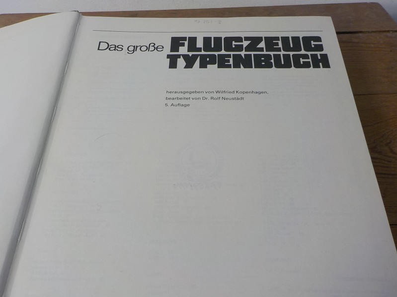 Das grosse Flugzeugtypenbuch - Kopenhagen, Wilfried [Hrsg.]