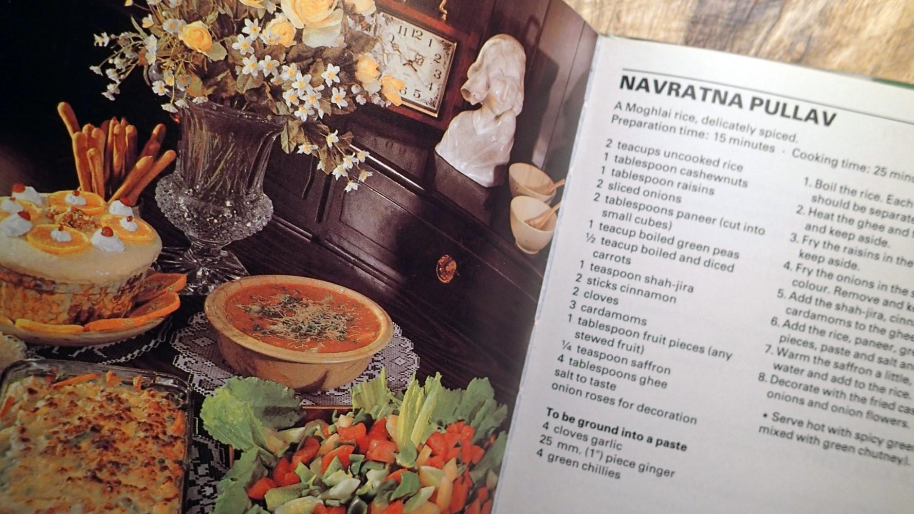 THE JOYS OF VEGETARIAN COOKING : Over 200 Delicious Recipes by Tarla