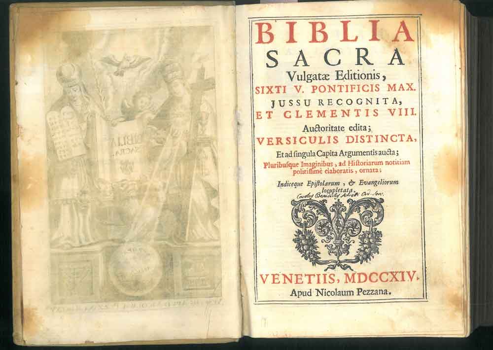 Abebooks Biblia sacra vulgatae editionis Sixti V. pontificis max. jussu recognita et Clementis VIII. auctoritate edita; versiculis distincta et ad singula capita argumentis aucta; plurisque imaginibus ad historiarum notitia poli