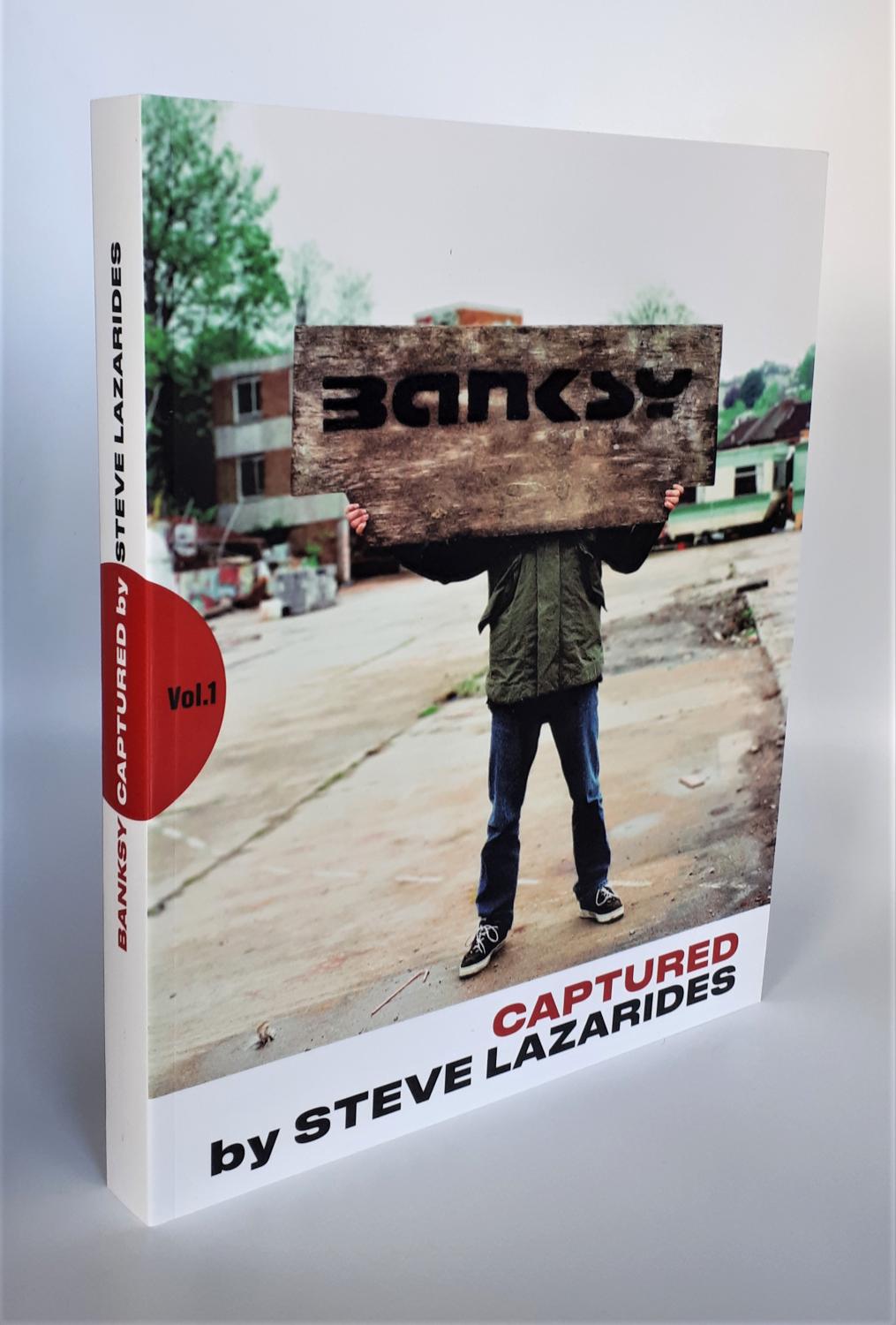 BANKSY CAPTURED by STEVE LAZARIDES - ノースブックセンター