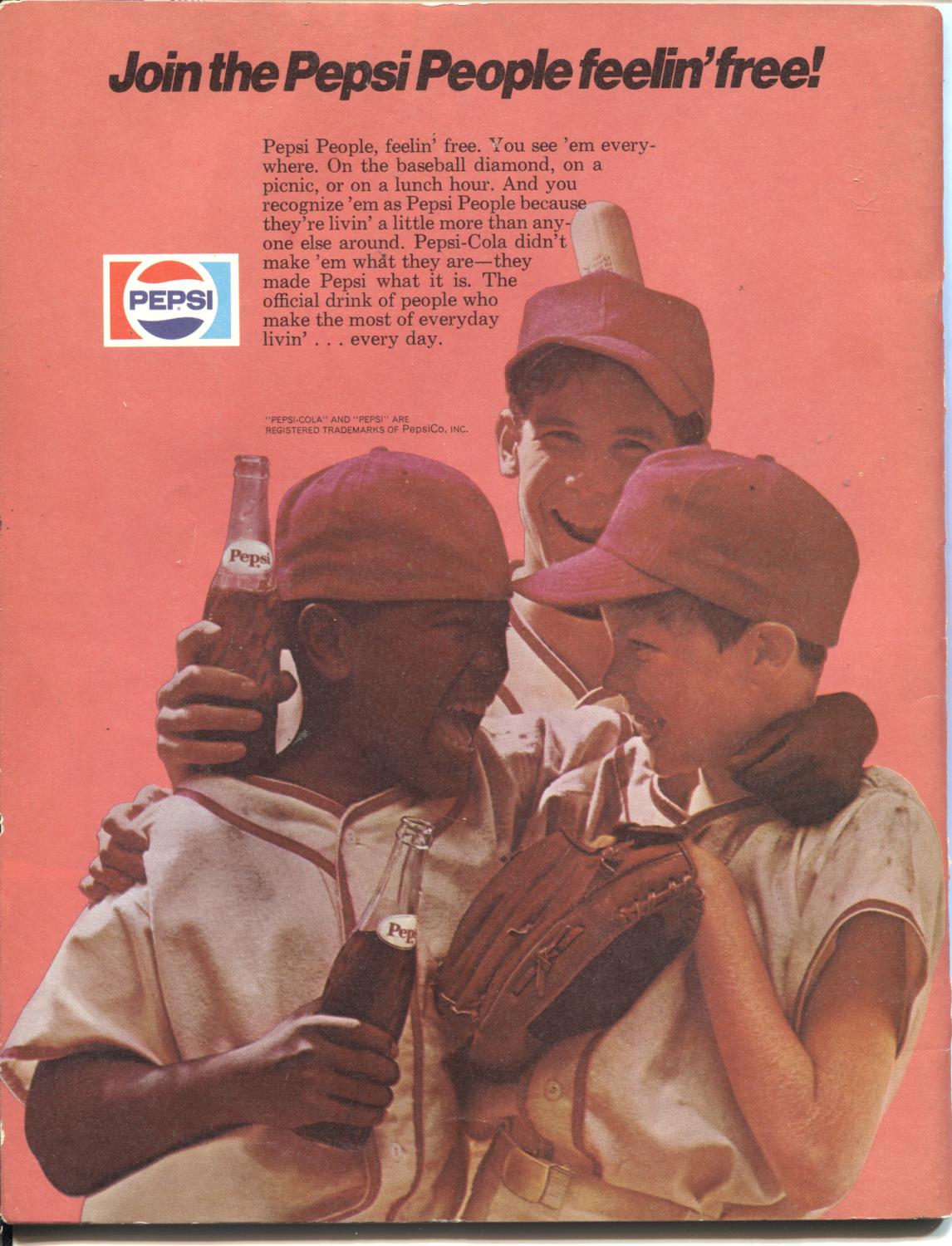 DETROIT TIGERS 1976 TEAM YEARBOOKPHOTOSSTATSINFORON LEFLORE