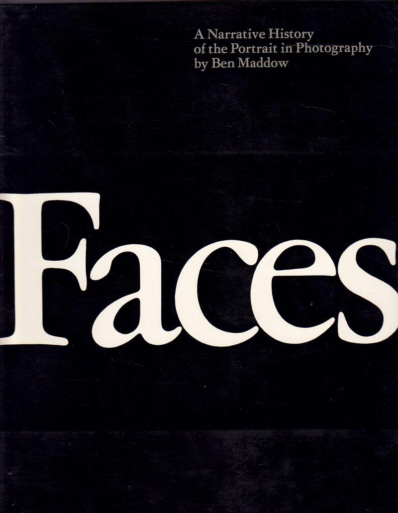 当季大流行 Narrative a - Faces History Photography in Portrait the of 洋書