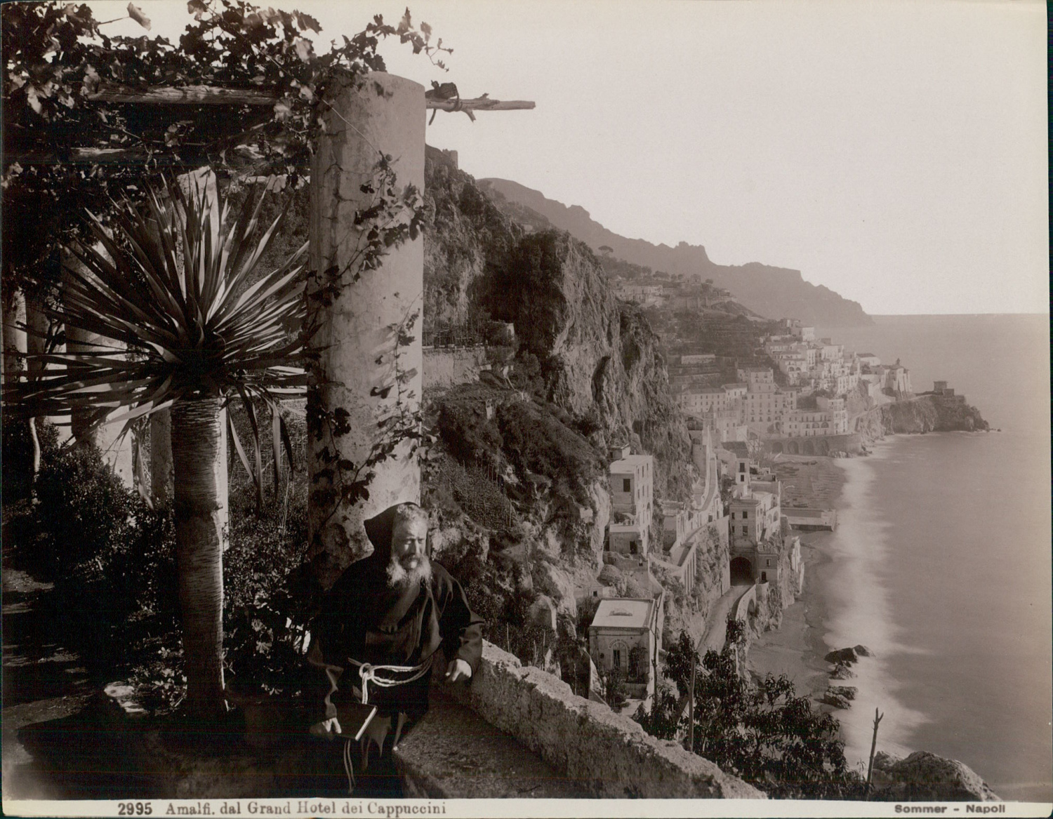 Sommer. Italie, Amalfi dal Grand Hotel dei Cappuccini by Photographie ...