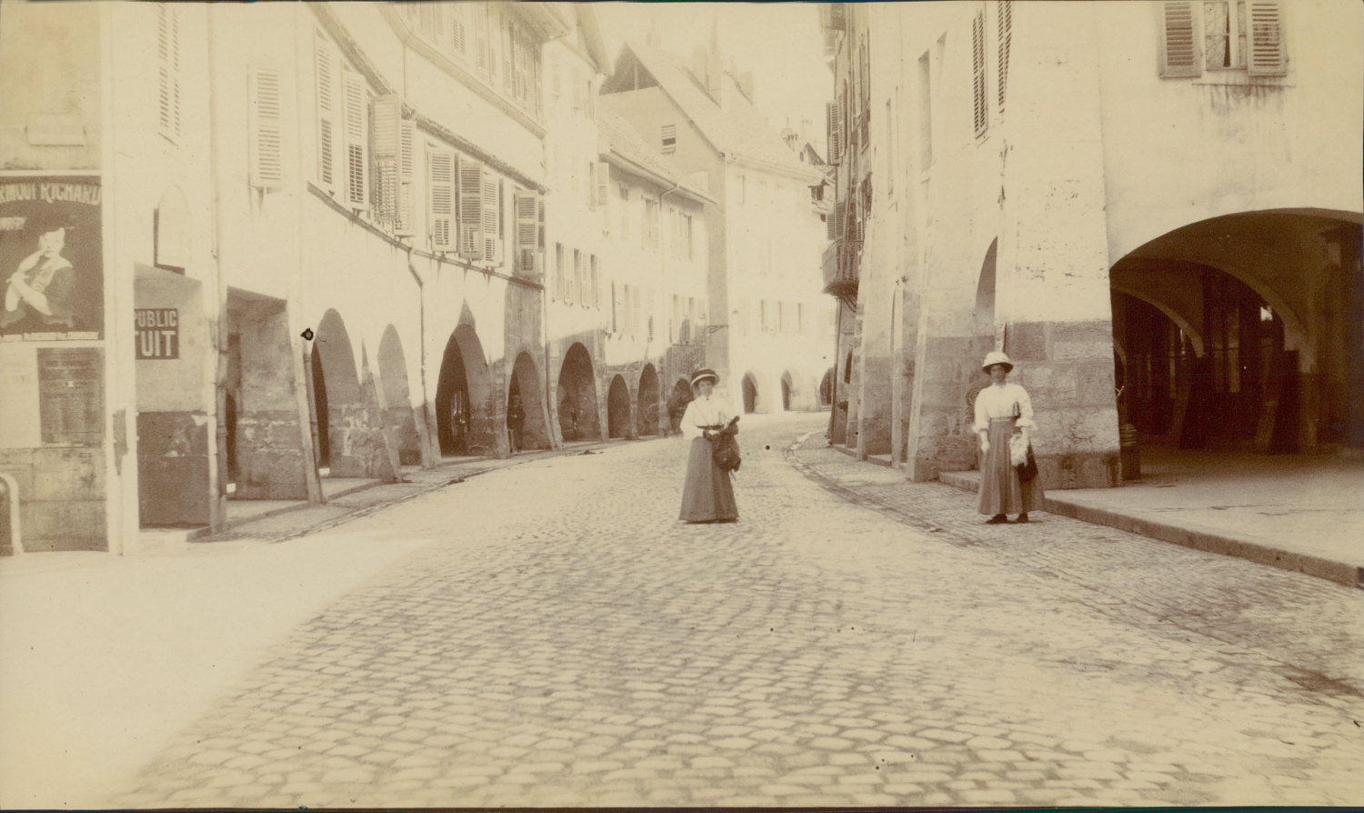 France, Annecy, Rue Sainte-Claire, 1908, Vintage citrate print by ...