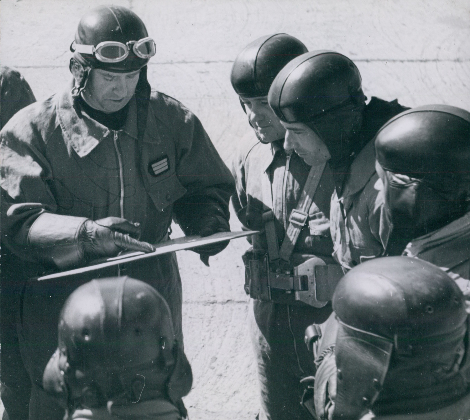 Guerre 39 45 Aviateurs 1940 Vintage Silver Print By Photographie Originale Original Photograph 1940 Photograph Photovintagefrance
