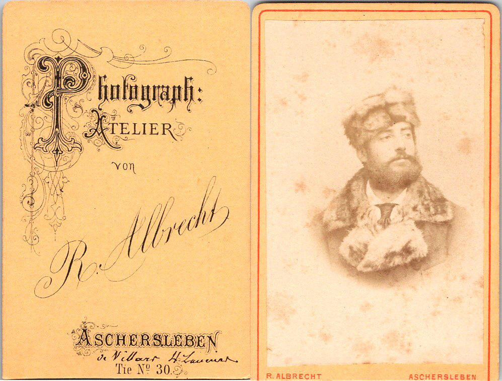 Bohne, Aschersleben, Homme nommé de Villard, toque et manteau de fourrure Photographie originale / Original photograph [ ]
