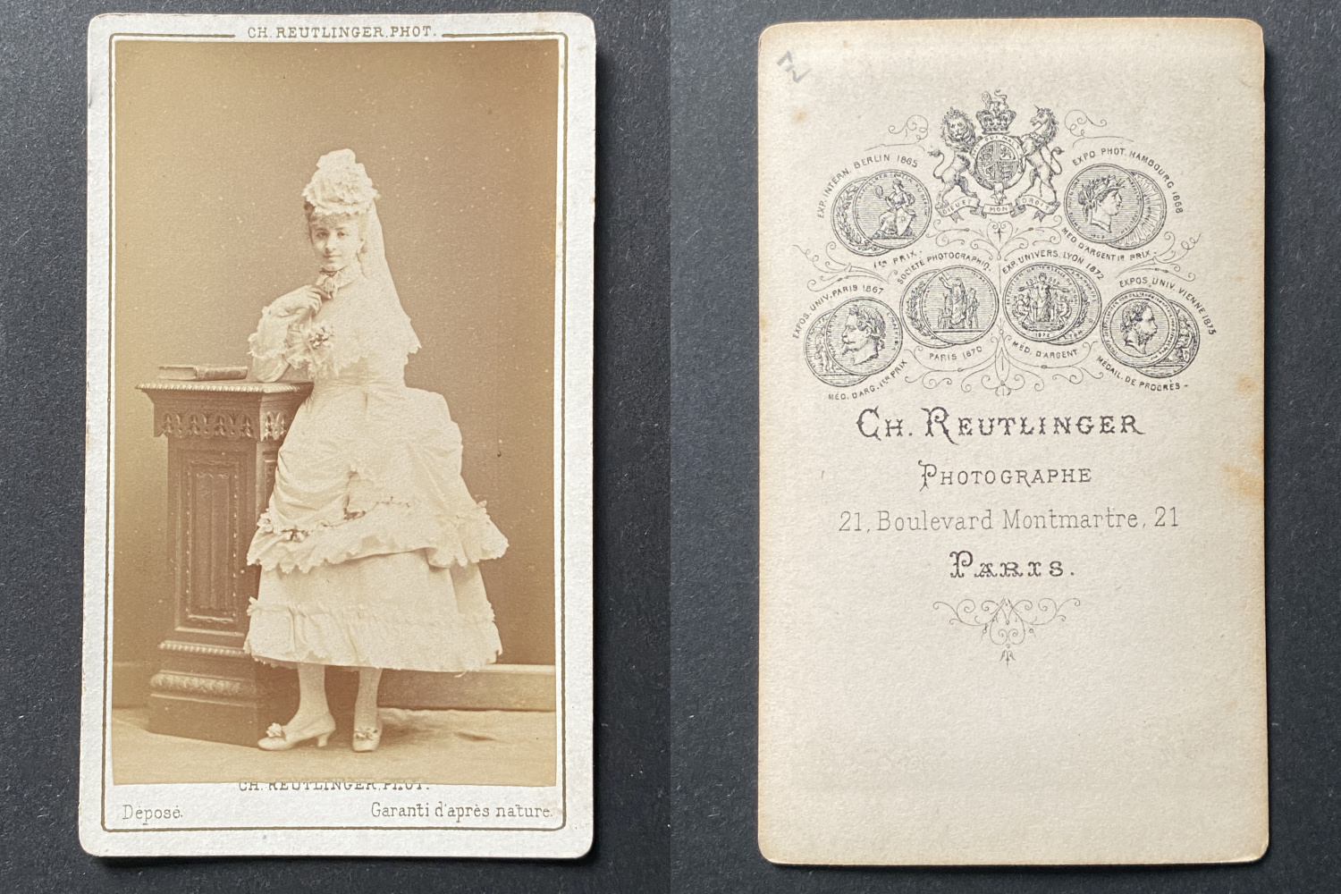 Reutlinger, Paris, Actrice en robe courte, circa 1875 Photographie originale / Original photograph [ ]