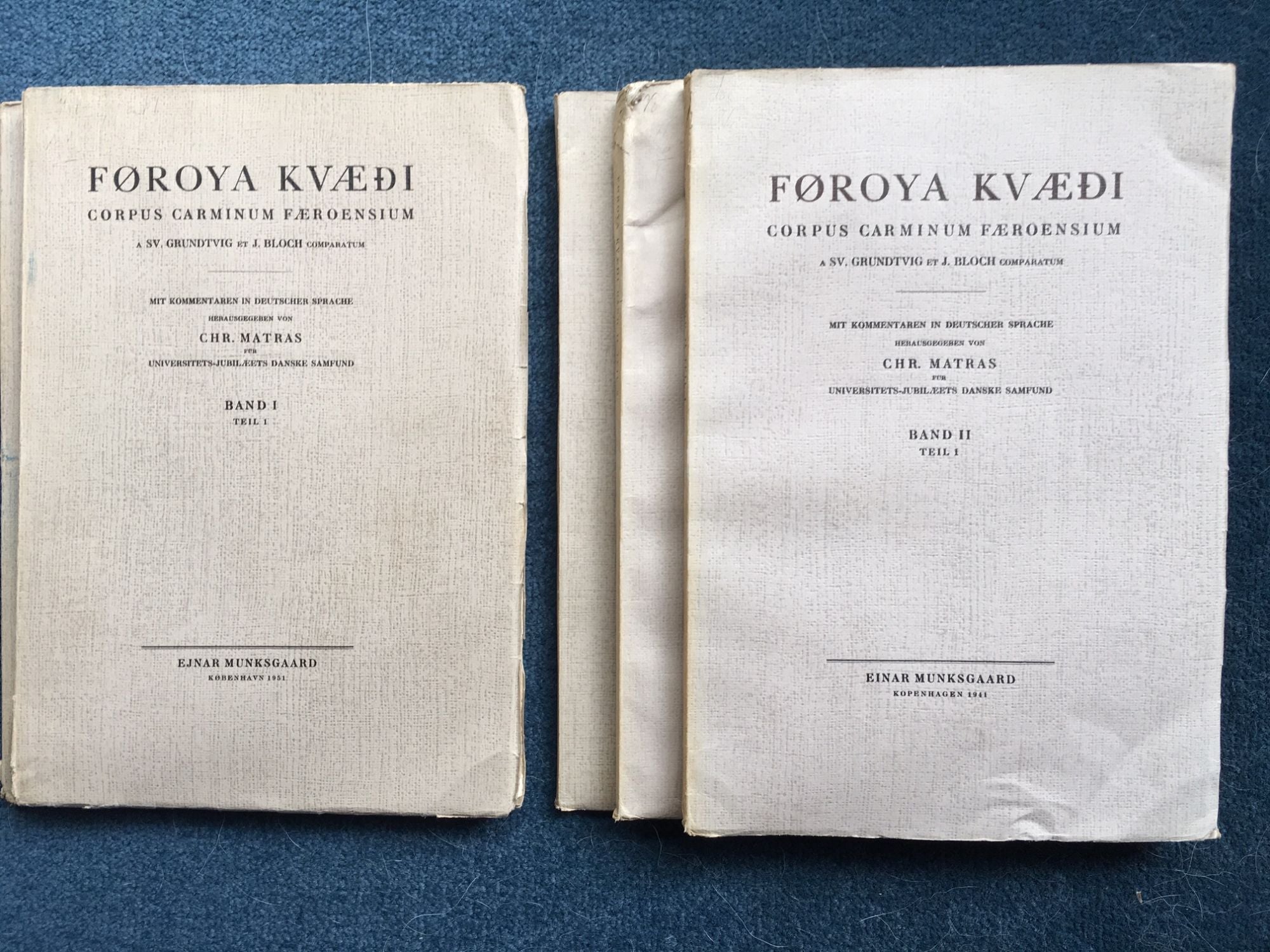 Fa Roya Kva A I Corpus Carminum Fa Roensium Band I Teil 1 2 Band Ii Teil 1 2 3 Band Iii Teil 1 2 Band Iv Teil 1 2 Band V By Grundtvig Sv Bloch J Matras Chr Paperback