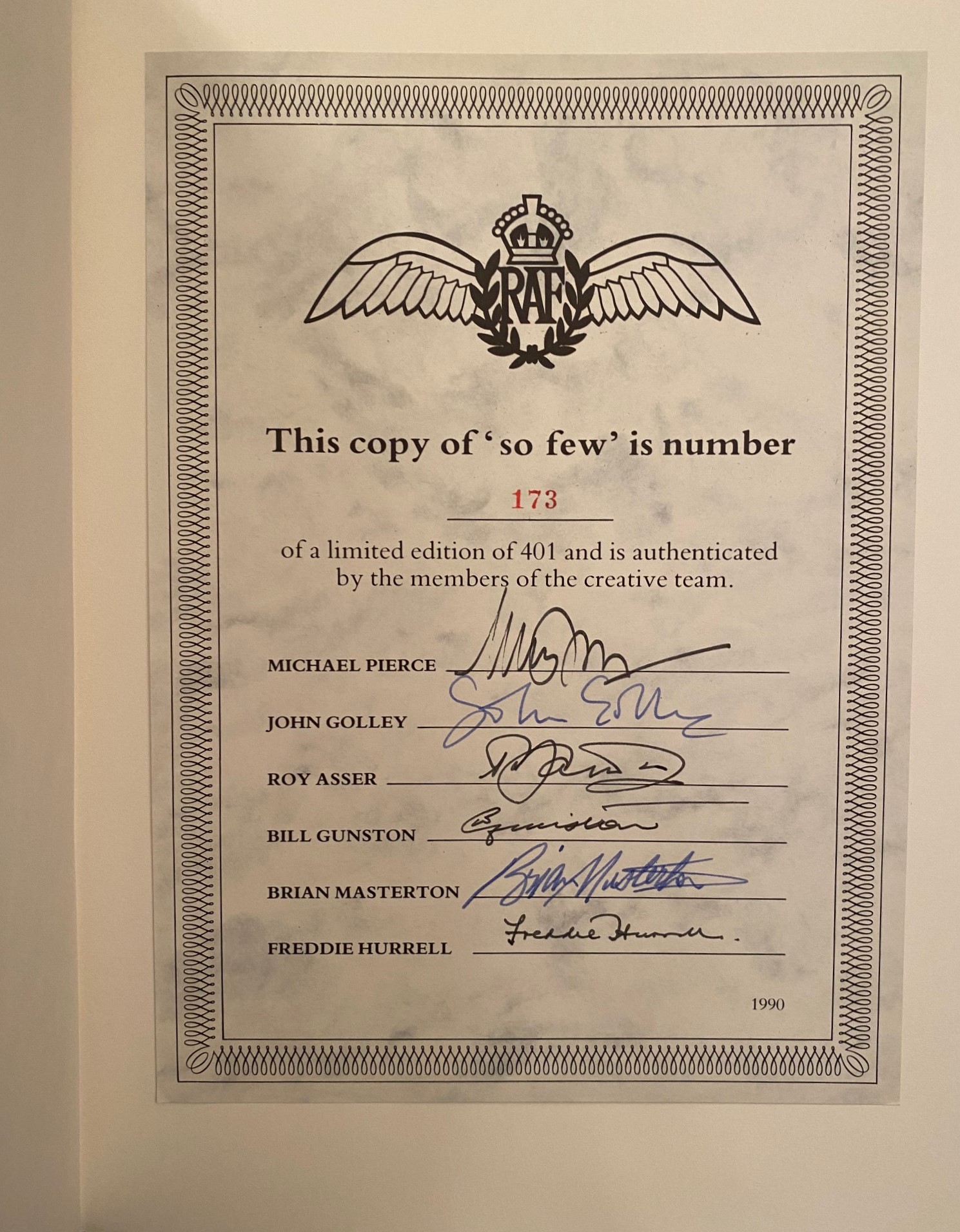 [Signé] so few | A Folio Dedicated To All Who Fought And Won The Battle of Britain 10th July - 31st October 1940 | An Extraordinary Commemoration of