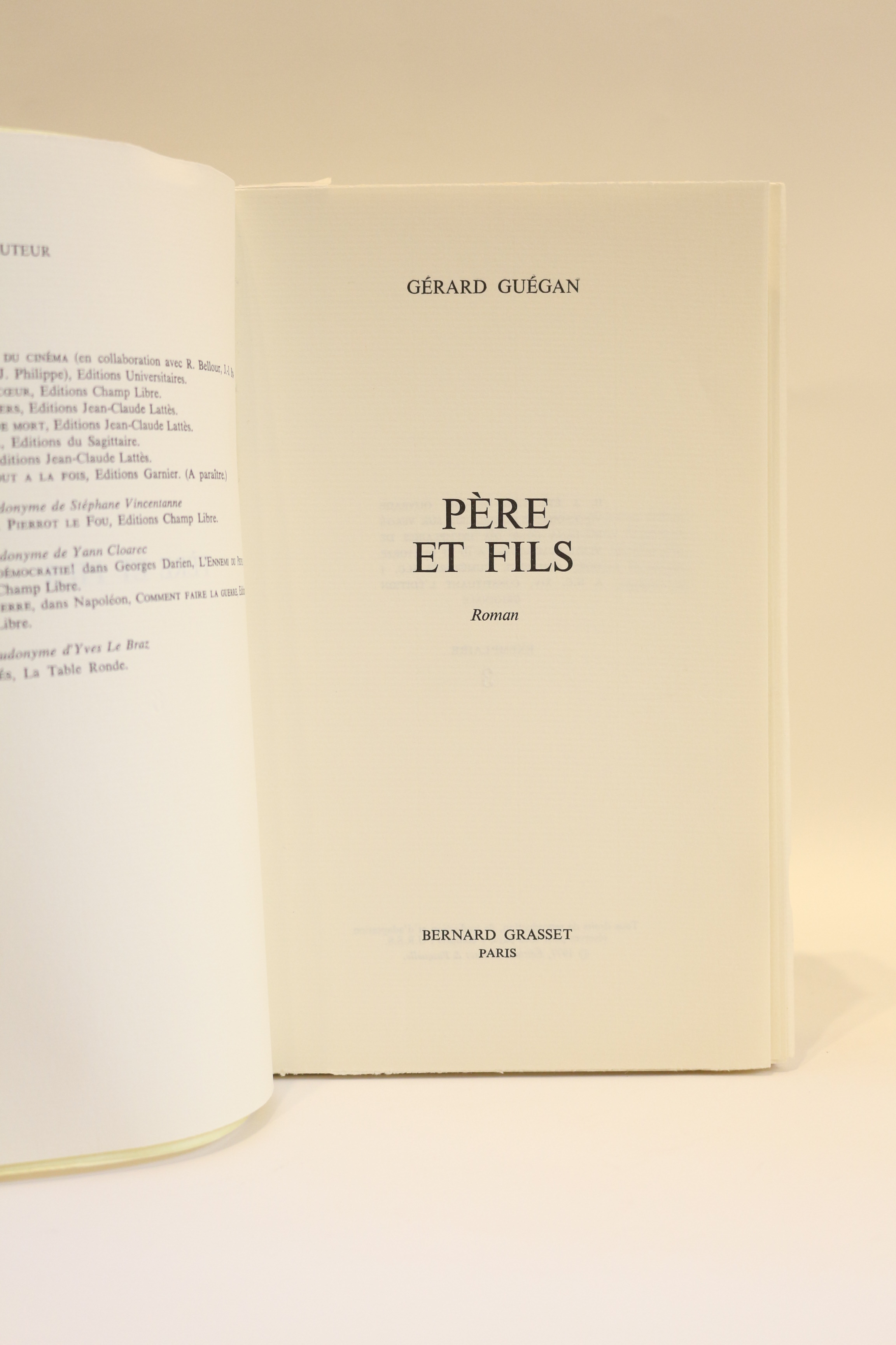 Père et fils by GUEGAN Gérard: couverture souple (1975) | Librairie Le ...