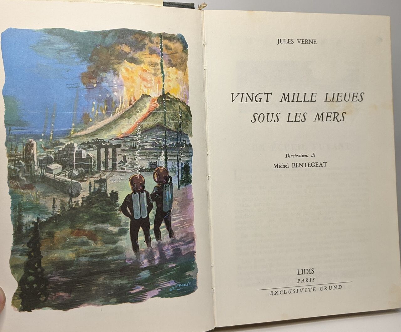Vingt mille lieues sous les mers (illustrations Bentegeat) + L'île