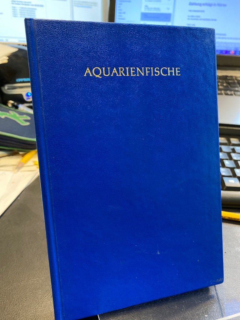 Aquarienfische. Bildteil von Klaus Paysan. Geleitwort von Werner Ladiges. (= Belser-Bücherei) - Braum, Erich