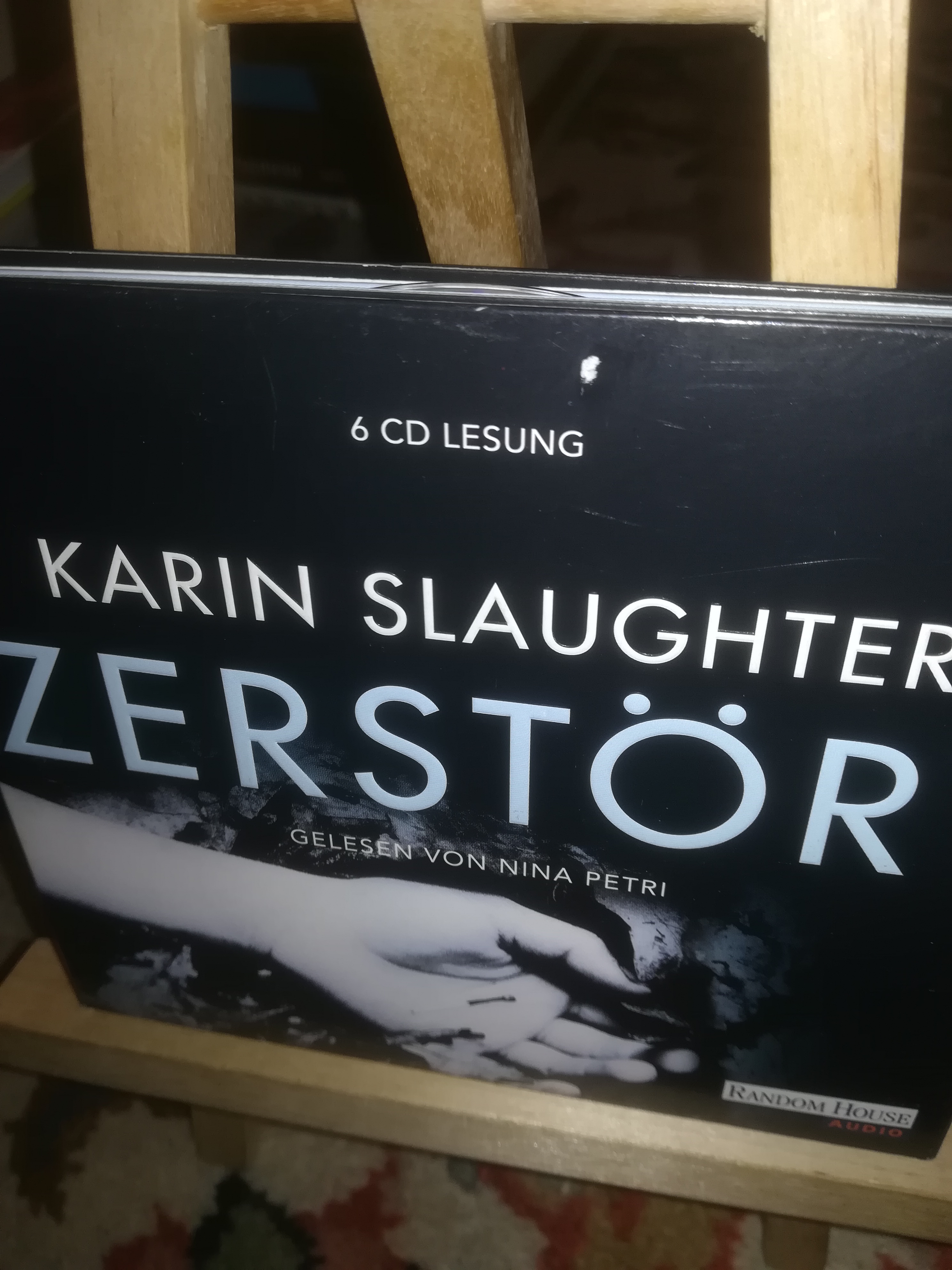 Zerstört - Slaughter Karin