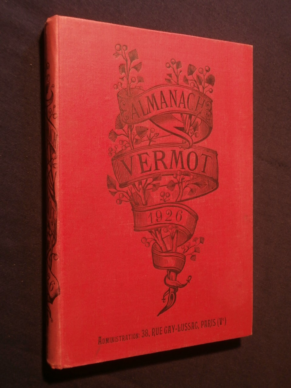 Coverage of the forty-first year of the Almanach Vermot 1926 News