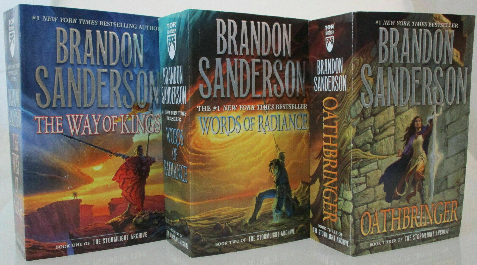 Stormlight Archive 3 BOOK SET The Way of Kings, Words of Radiance,  Oathbringer (The Stormlight Archive) de Brandon Sanderson: New Soft cover |  PhinsPlace