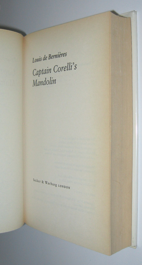 Captain Corelli's Mandolin by de Bernières, Louis: VG Hard Cover (1994 ...