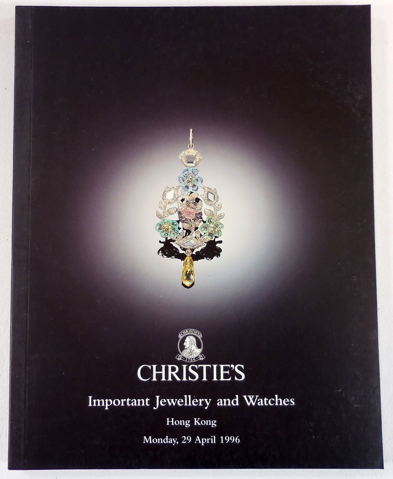 Christie's : Important Jewellery [Jewelry] & Watches : Hong Kong : 29 April 1996 : Sale Code: NARCISSUS-1132 Christie's [Auction Catalogue] [Auction