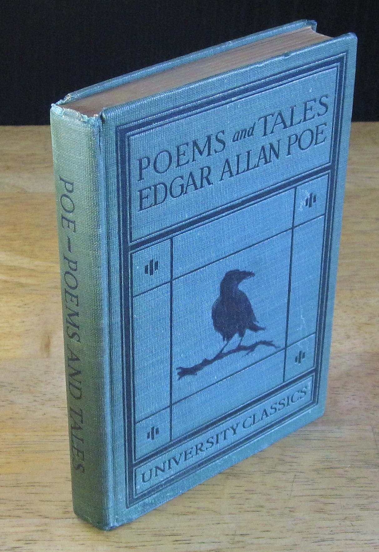 Poems and Tales by Edgar Allan Poe by Poe, Edgar Allan Poems and Tales by Edgar Allan Poe by Poe, Edgar Allan