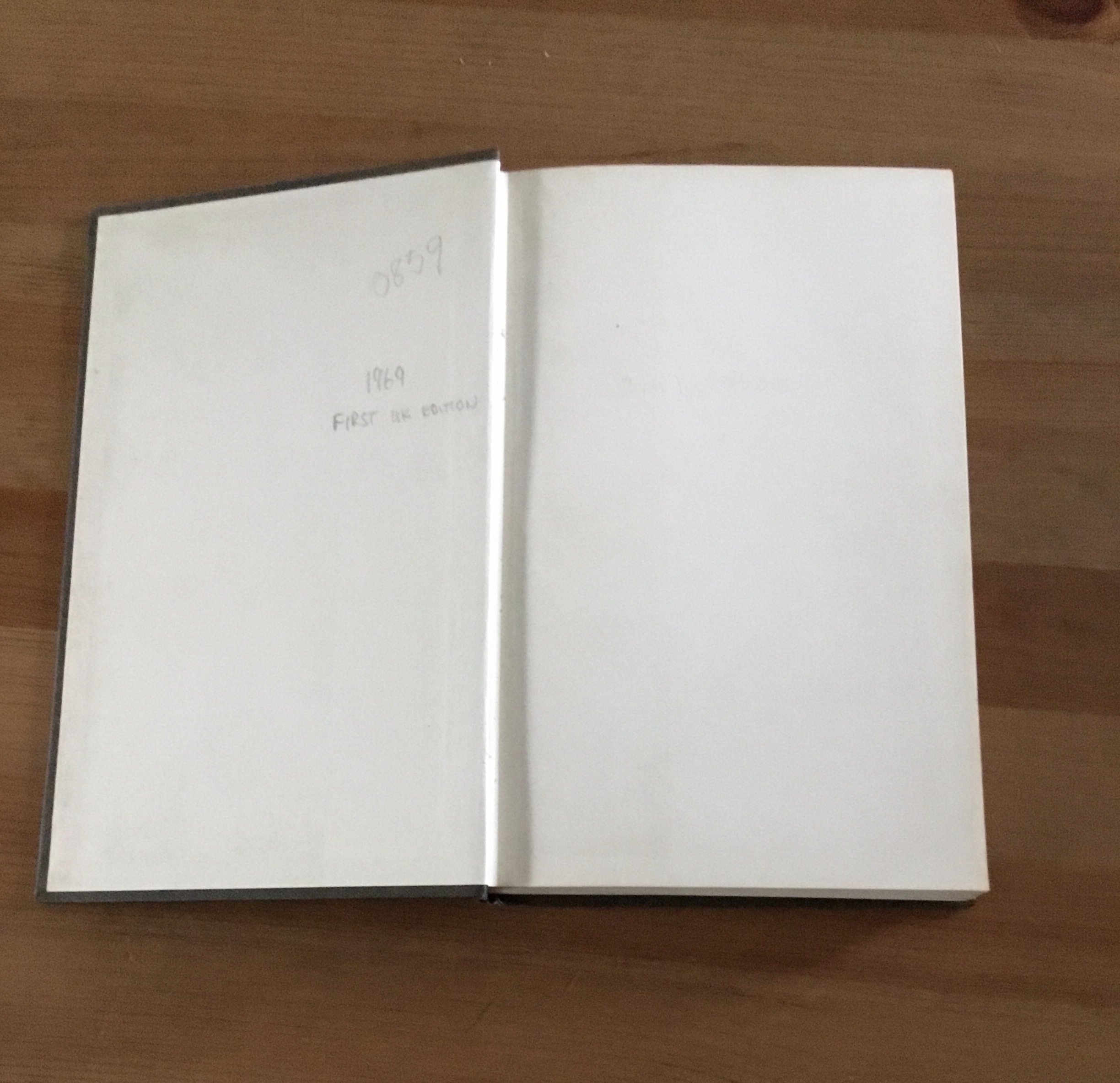 SYNDICATE WIFE. by MESSICK, Hank. Very Good Hardcover (1969) 1st