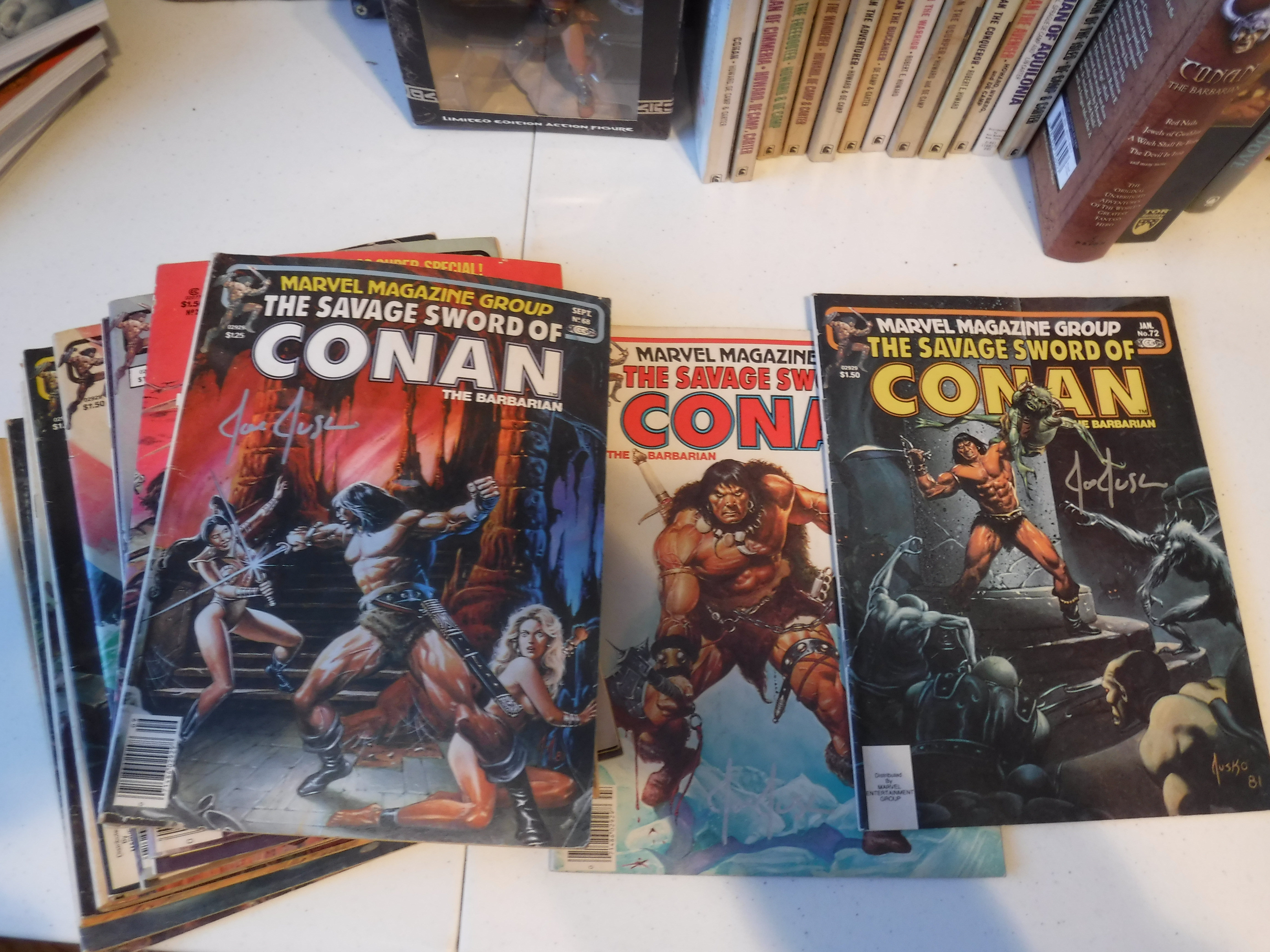 The Lancer Conan Series: Rogues in the House by Robert E. Howard