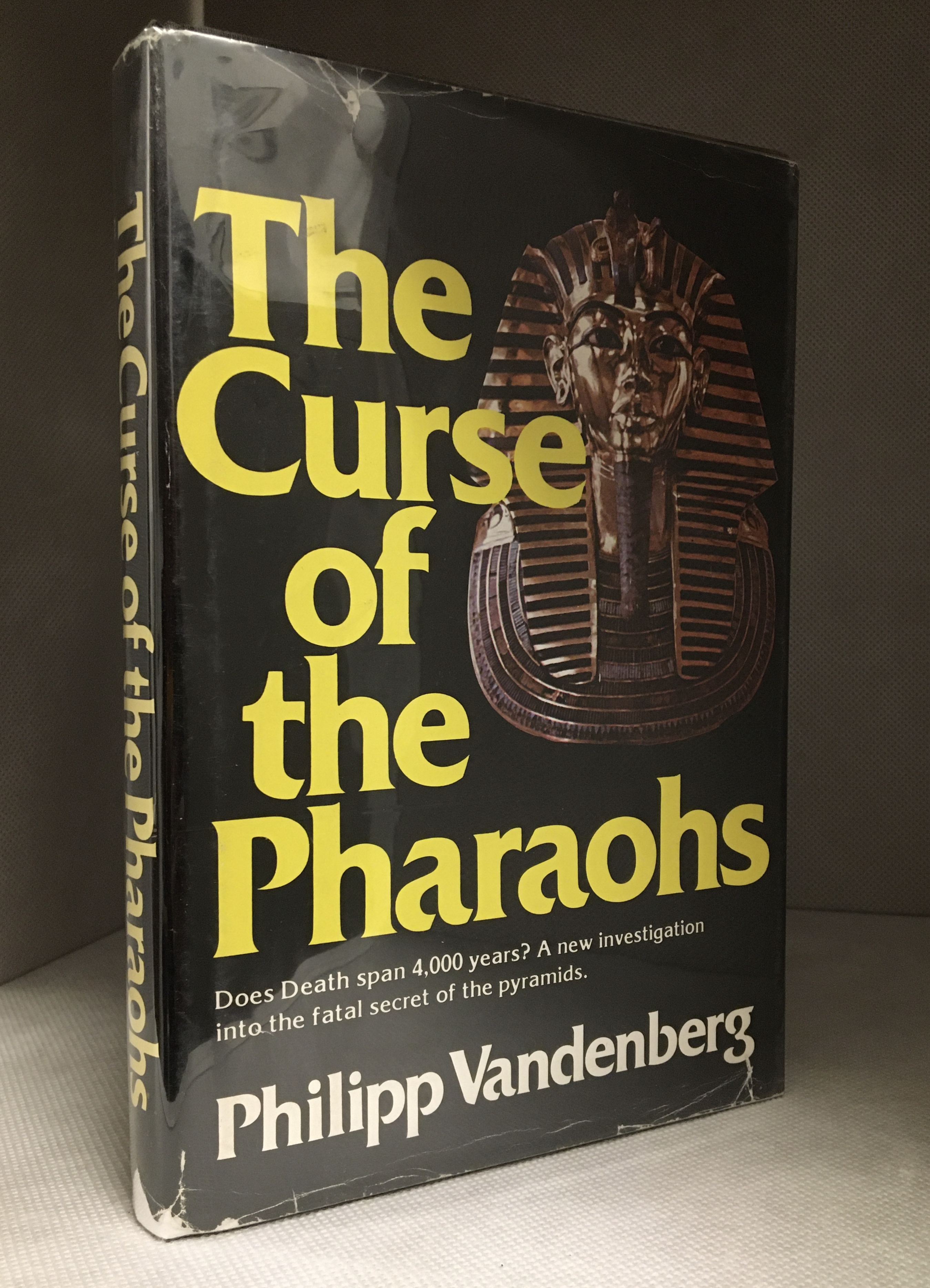 The Curse of the Pharaohs - Vandenburg, Philipp