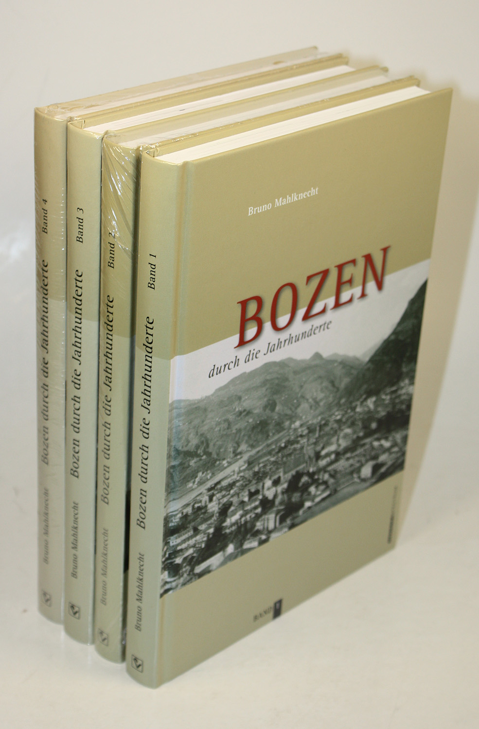 Bozen durch die Jahrhunderte. Bilder und Texte zur Geschichte und Kulturgeschichte von Bozen. 1 - 4. - Mahlknecht, Bruno