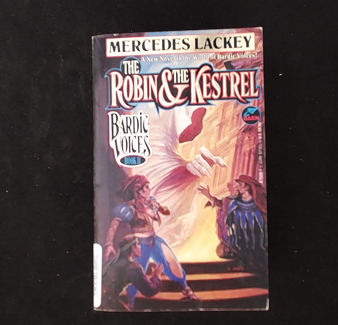 The Robin & the Kestrel - Mercedes Lackey