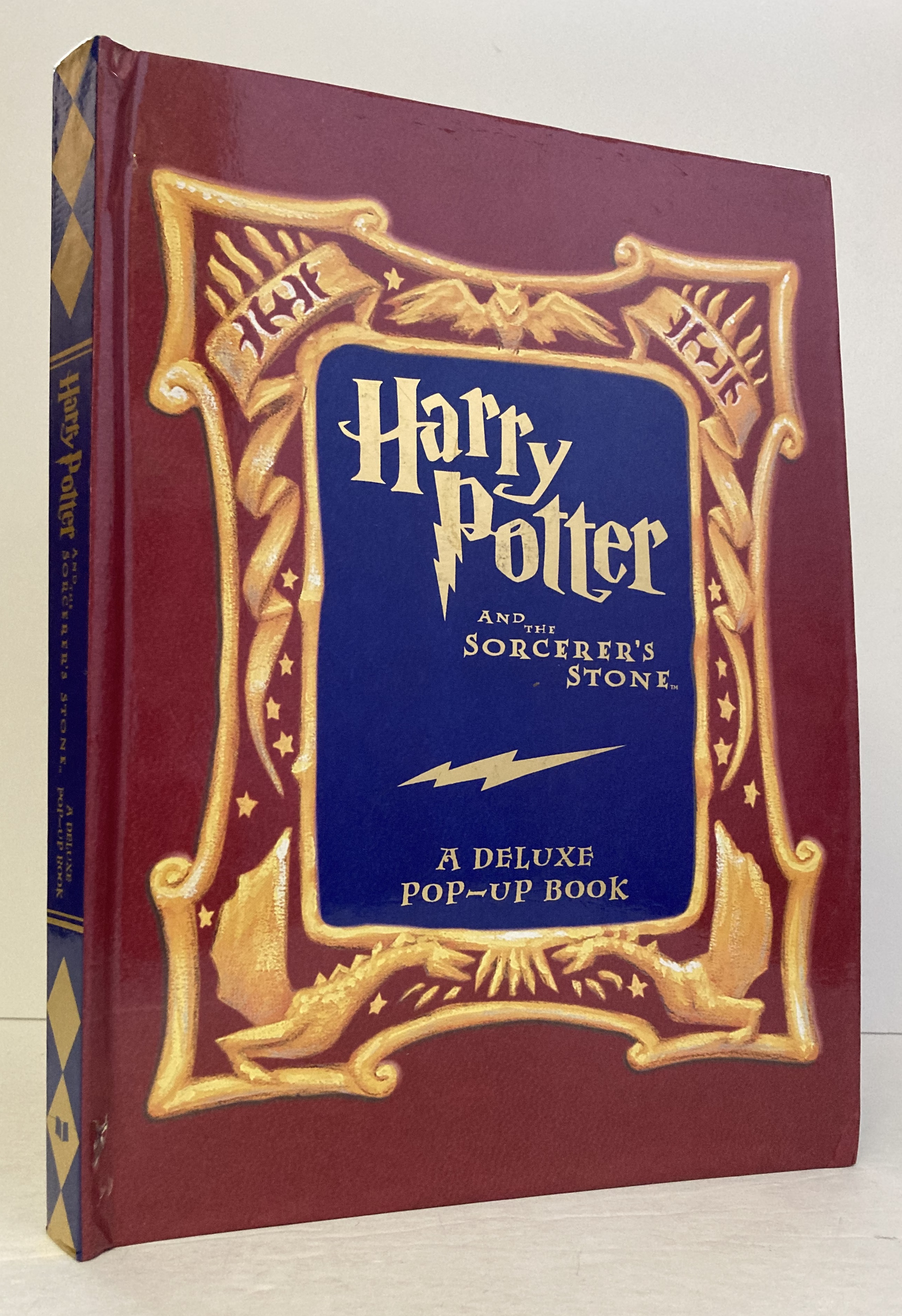 Harry Potter and the Sorcerer's Stone: A Deluxe Pop-up Book