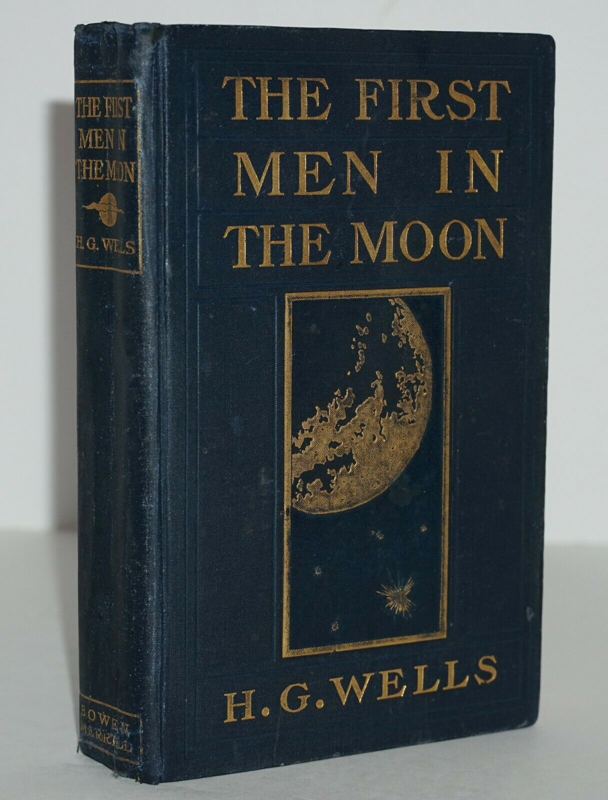 first men in the moon hg wells first men in the moon hg wells