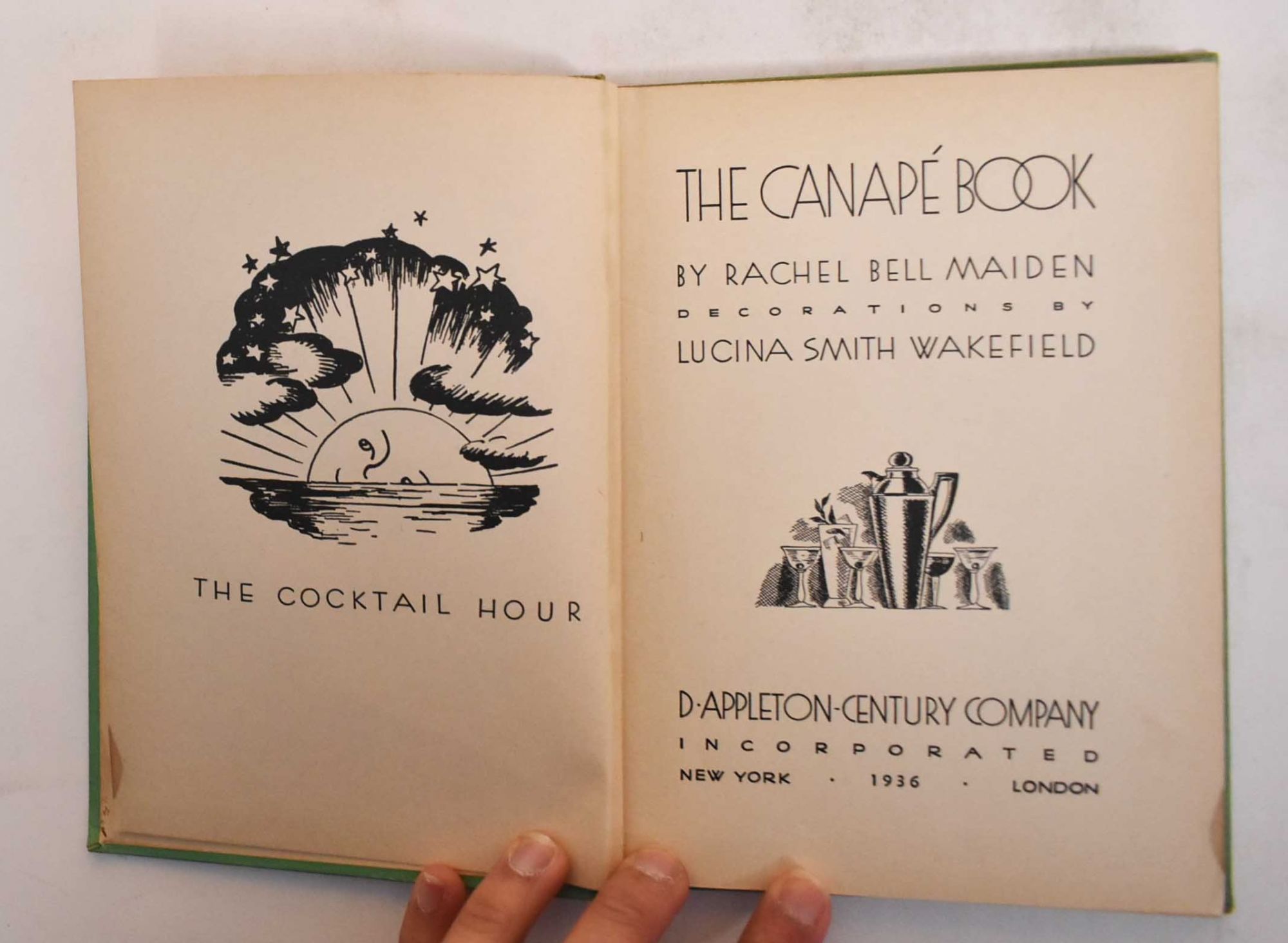 The Canape Book Maiden, Rachel Bell [ ] [Couverture rigide]