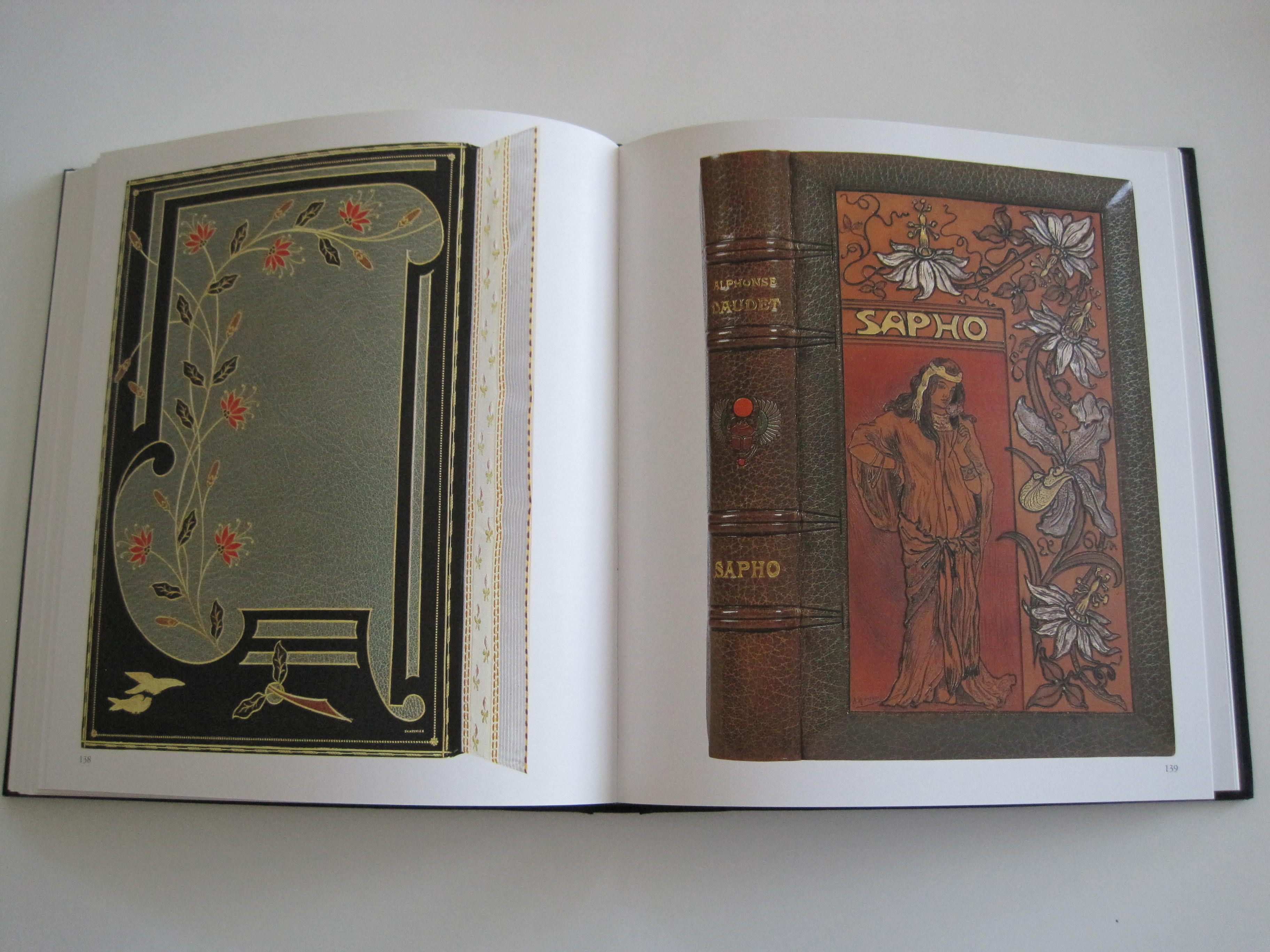 Art Nouveau and Art Deco Bookbinding : French Masterpieces