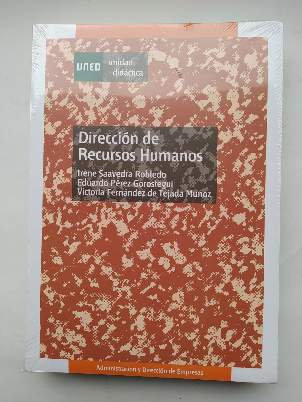 Dirección De Recursos Humanos. UNED. NUEVO. - Irene Saavedra Robledo. TDK577