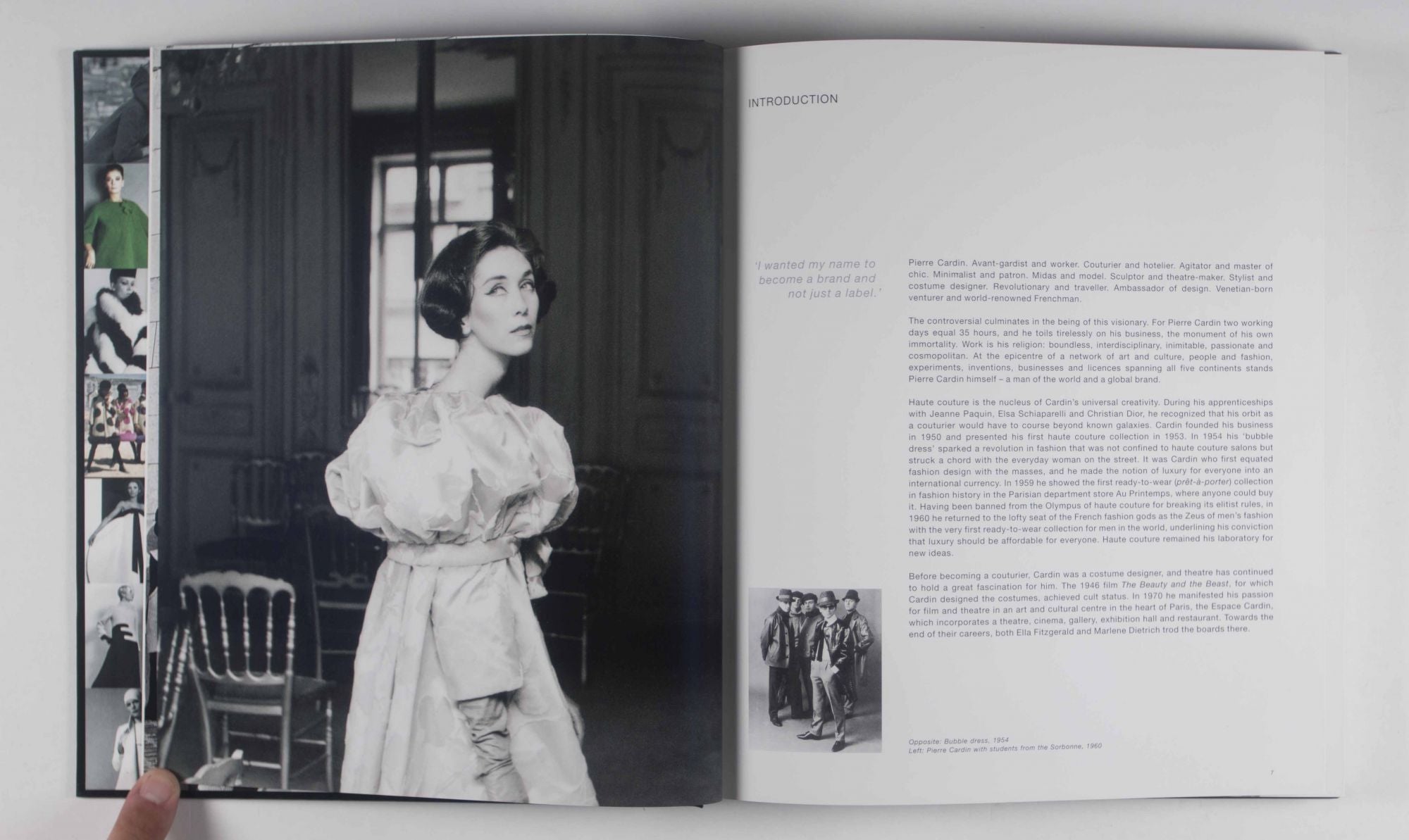 Pierre Cardin Fifty Years of Fashion and Design /anglais