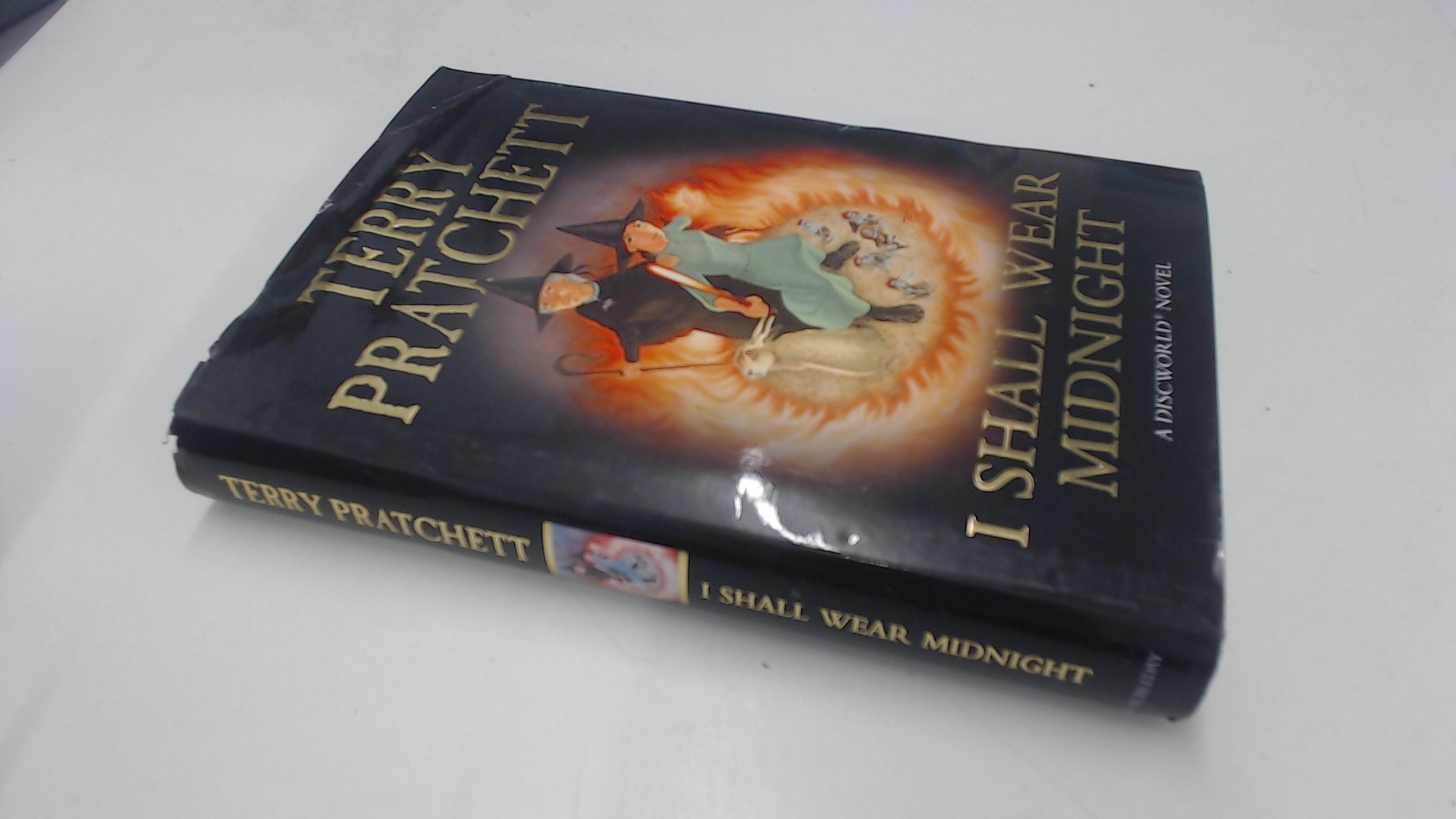 I Shall Wear Midnight: (Discworld Novel 38) (Discworld Novels) - Pratchett, Terry