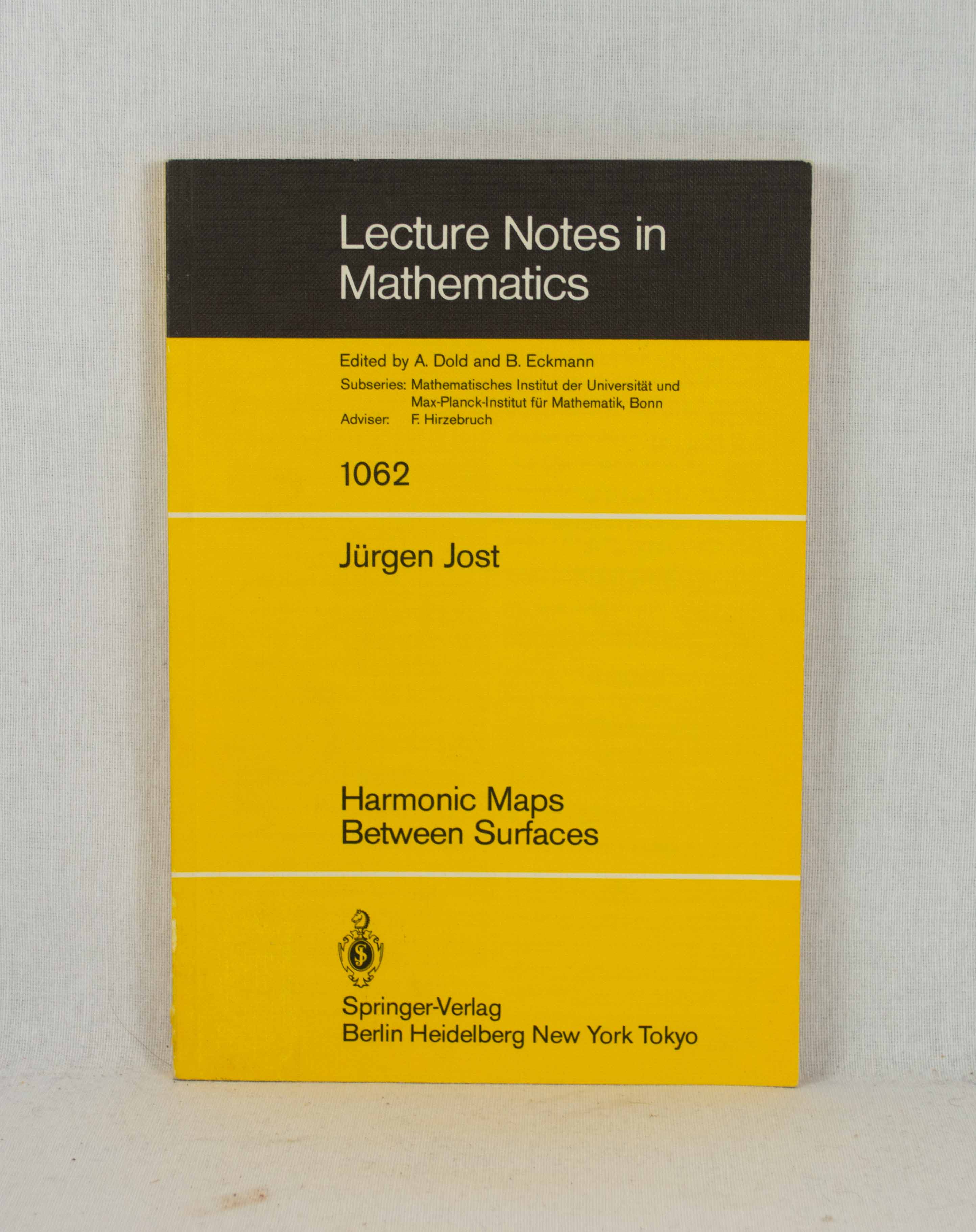 Harmonic Maps Between Surfaces: With a Special Chapter on Conformal Mappings. (= Lecture Notes in Mathematics, Vol. 1062). - Jost, Jürgen