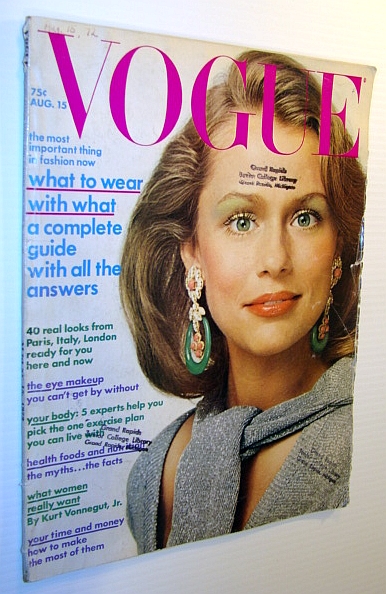 Vogue Magazine (US), August 15, 1972 Vilallonga, Jose Luis De [Moyen] [Couverture souple]