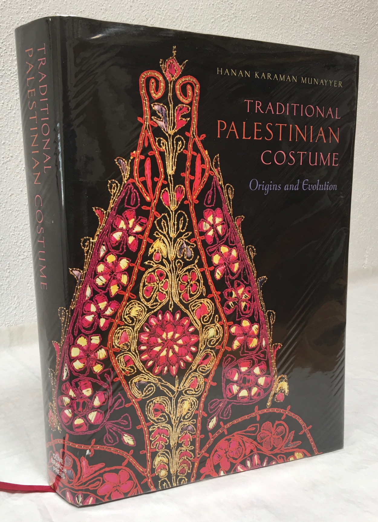 Traditional Palestinian Costume: Origins and Evolution (1st