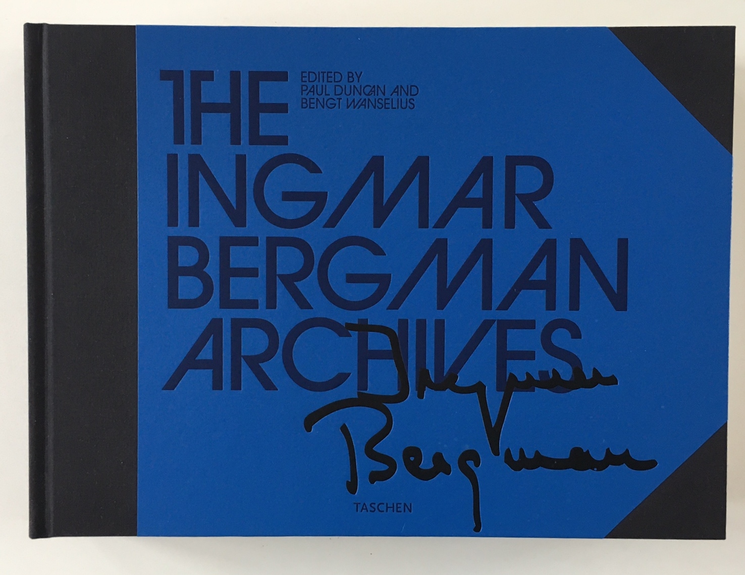 The Ingmar Bergman archives; Teil: [Hauptbd.]. This book was made possible by cooperation with Bokförlaget Max Ström, Stockholm. Engl. transl.: Katarina Trodden .