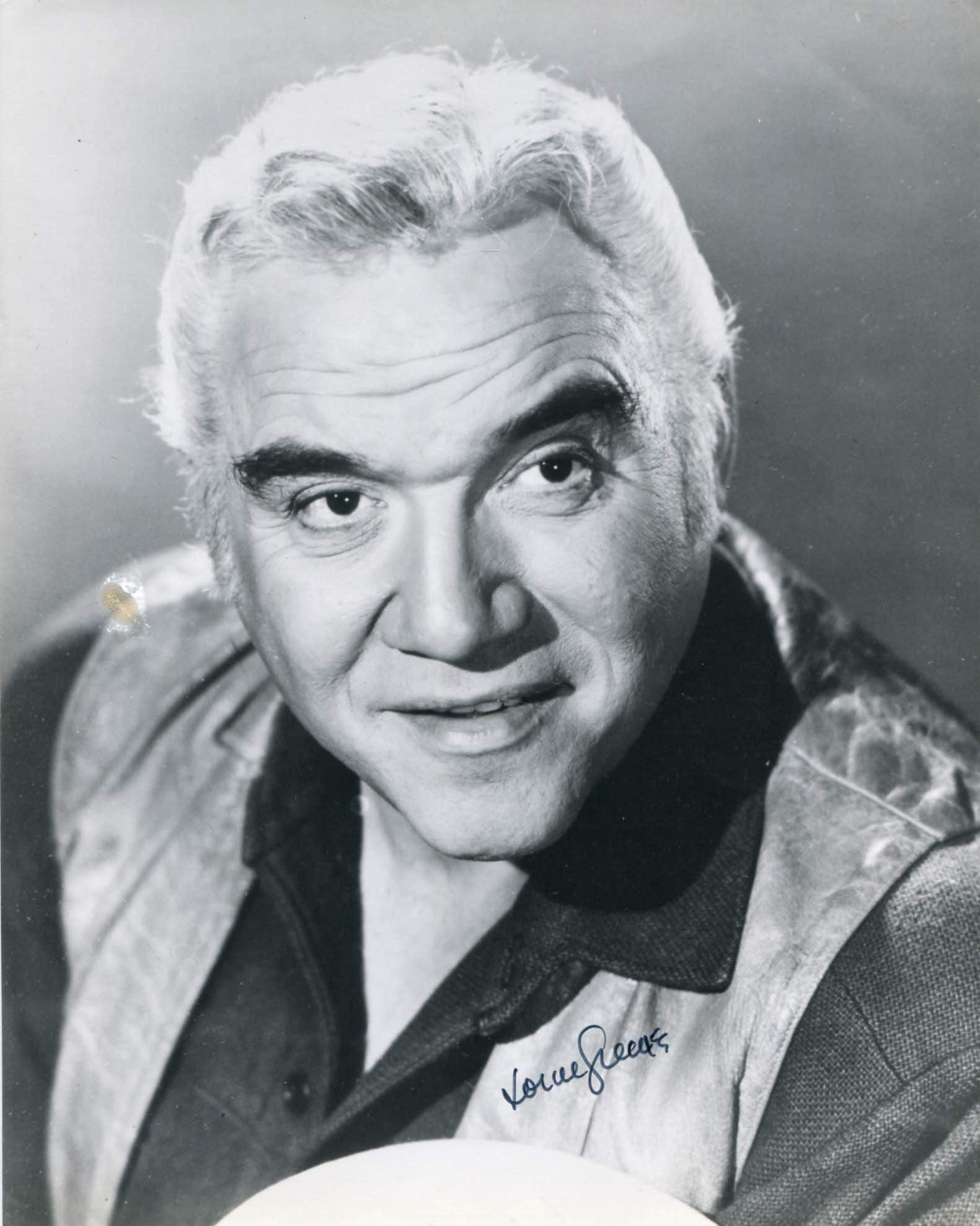 Lorne Greene Autograph, Signed Photograph By Lorne Greene Autograph