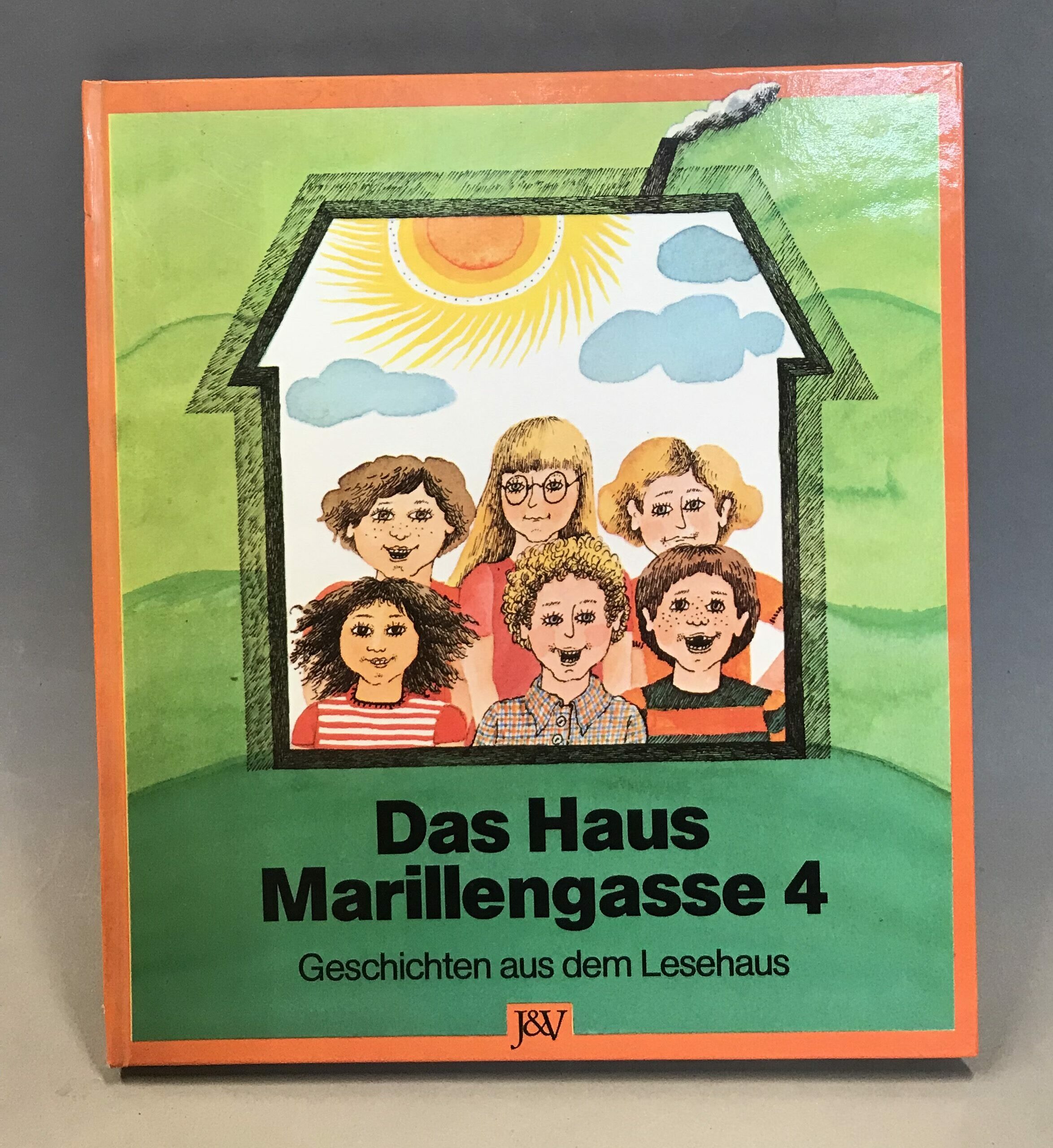 Das Haus Marillengasse 4. Geschichten aus dem Lesehaus. - Lanzelsdorfer, Friederike / Pacolt, Ernst (Hrg.)