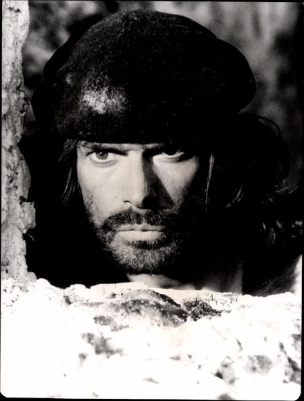 22 Pressefotos Tomas Milian, Portraits und Filmszenen Manuskript