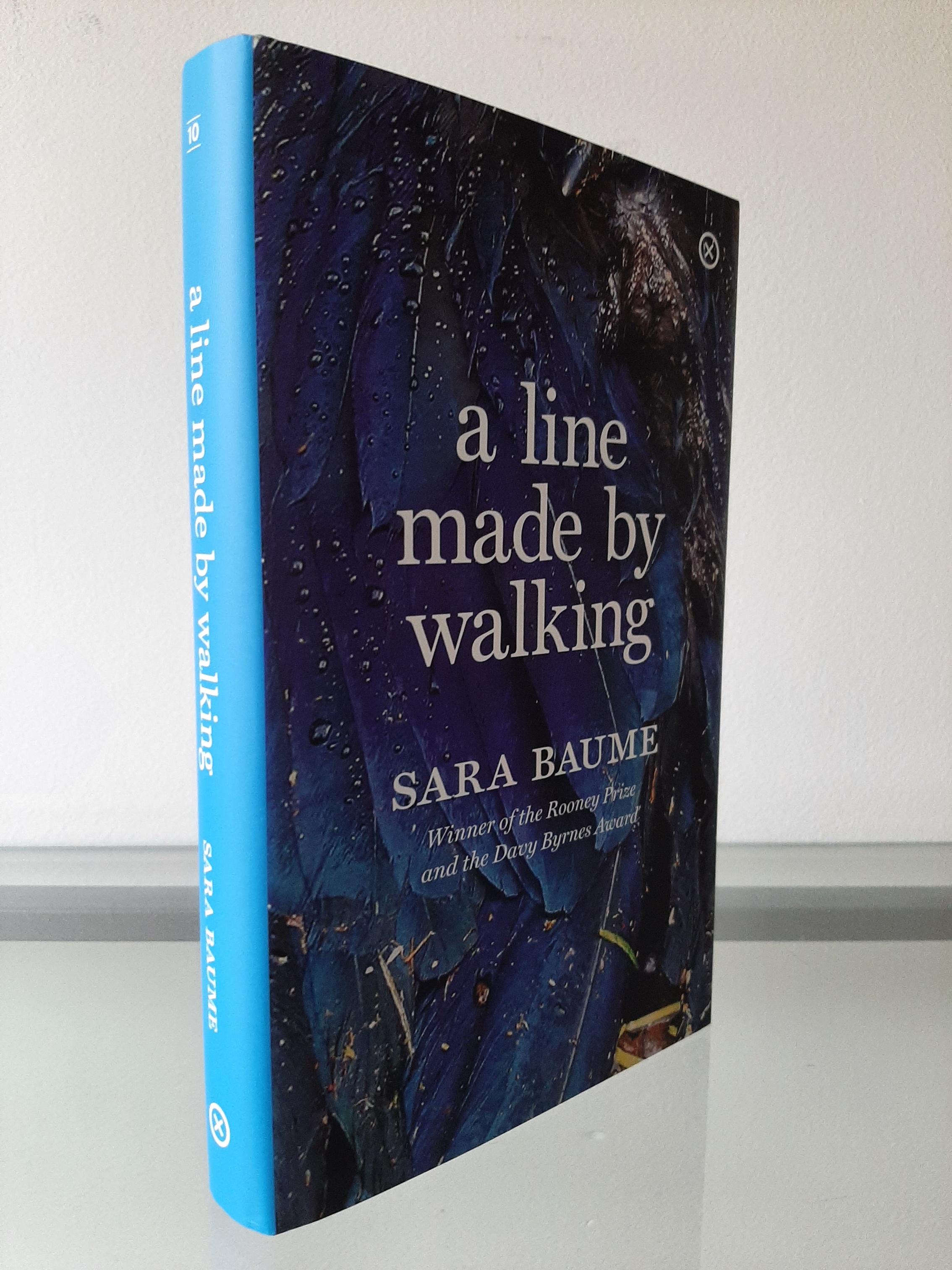 A Line Made by Walking by Sara Baume: Fine (2017) Signed by Author(s) |