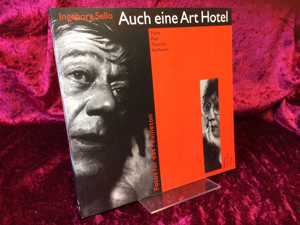 Auch eine Art Hotel. Sello Fotos für das Feuilleton. Texte
