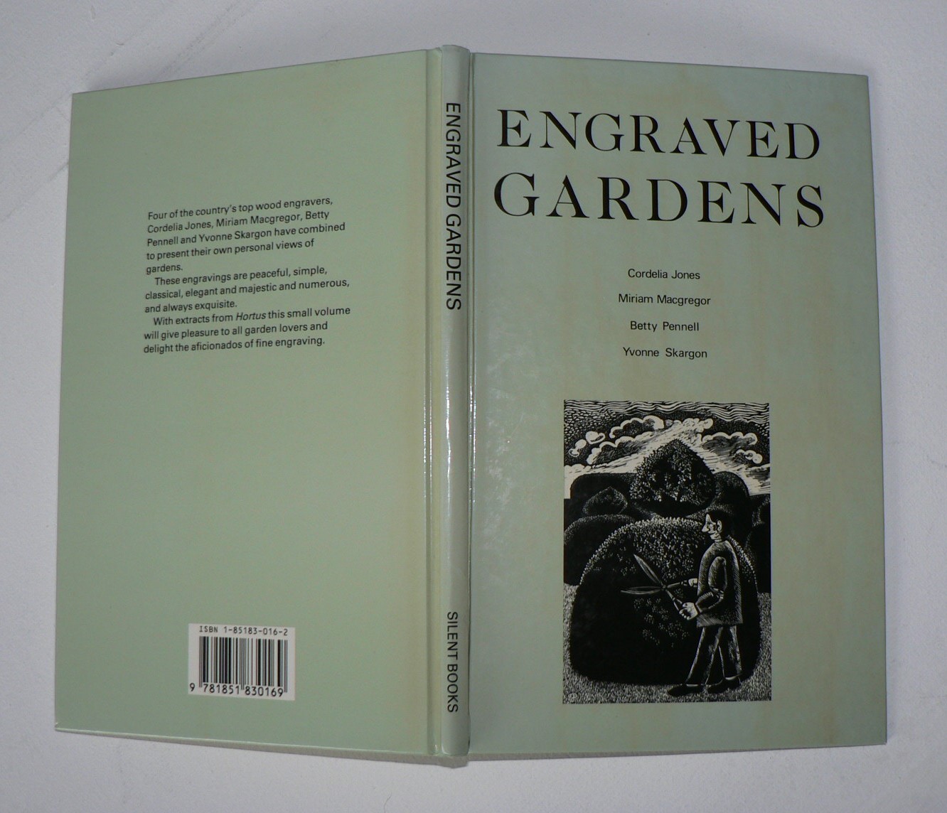 Engraved Gardens by Cordelia Jones, Miriam Macgregor, Betty Pennell