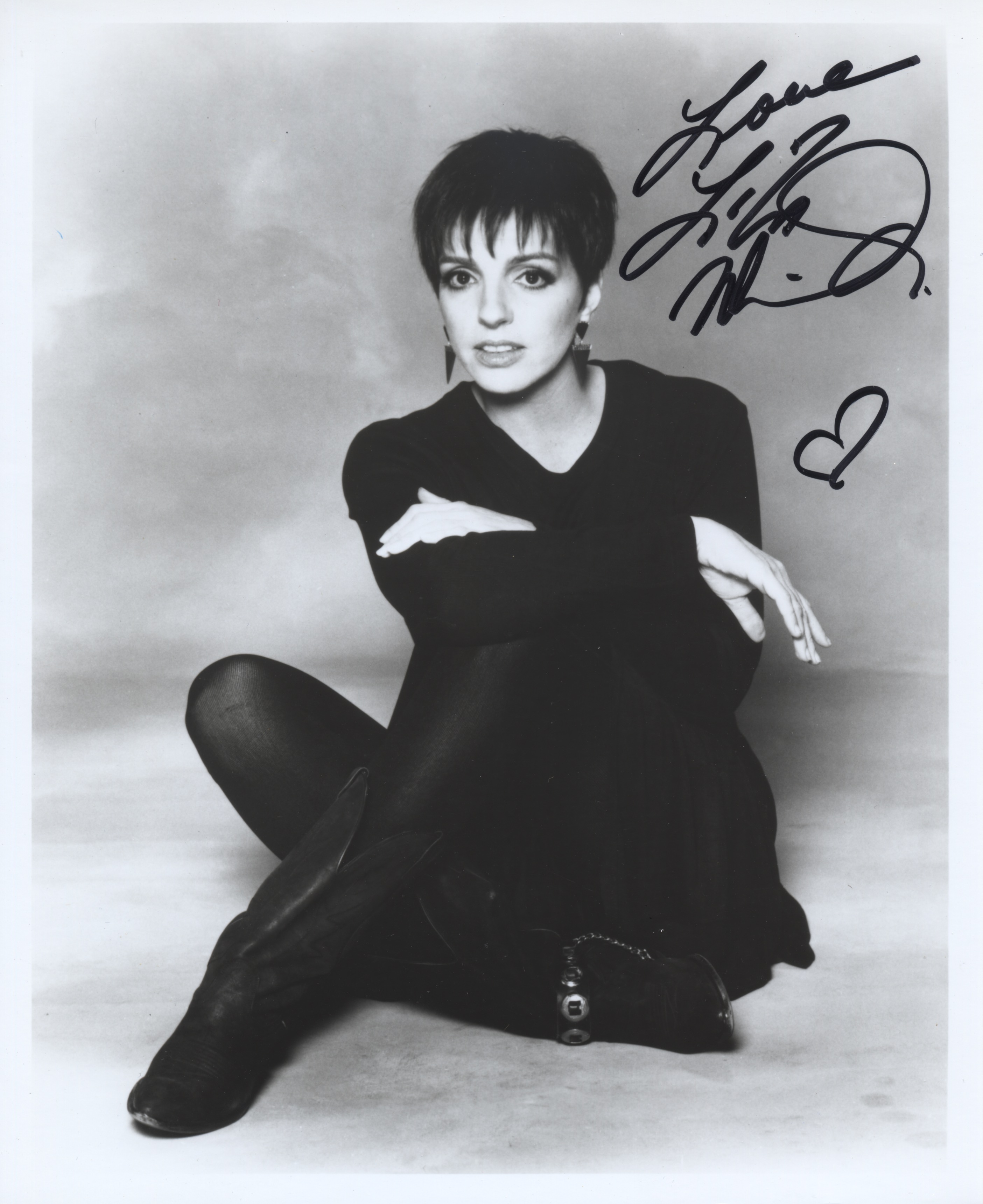 PHOTOGRAPH ***Signed*** by Minnelli, Liza: Signed by Author(s